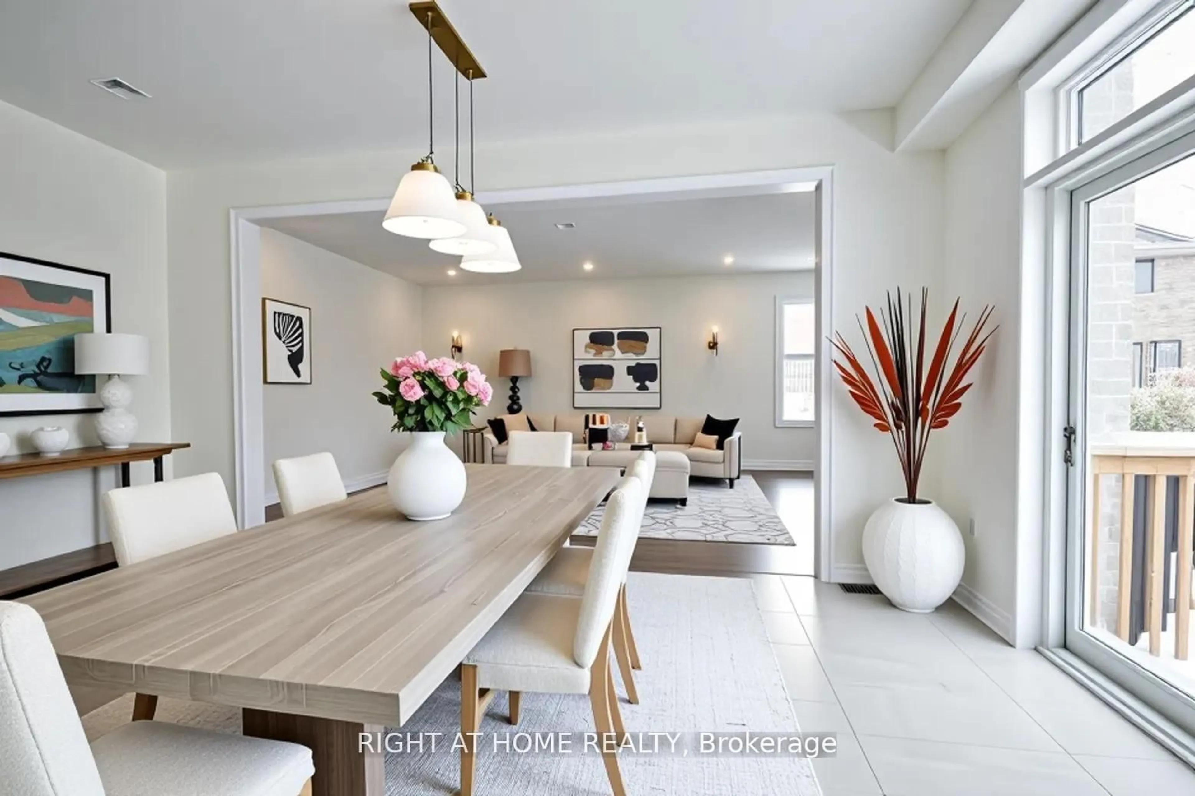 Dining room, unknown for 215 Sutherland St, Clearview Ontario L0M 1S0