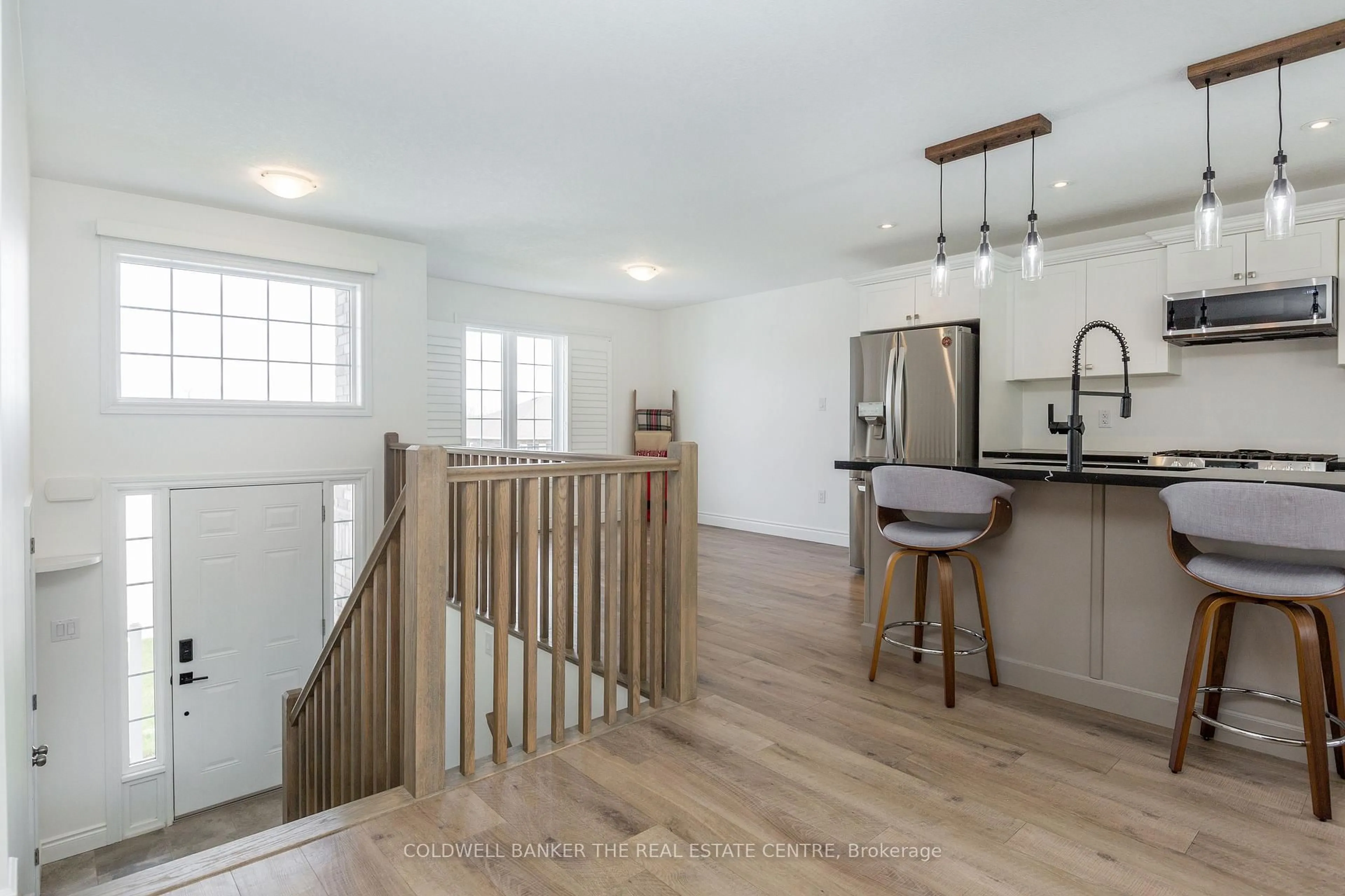 Open concept kitchen, unknown for 41 Hunter Ave, Tay Ontario L0K 2A0