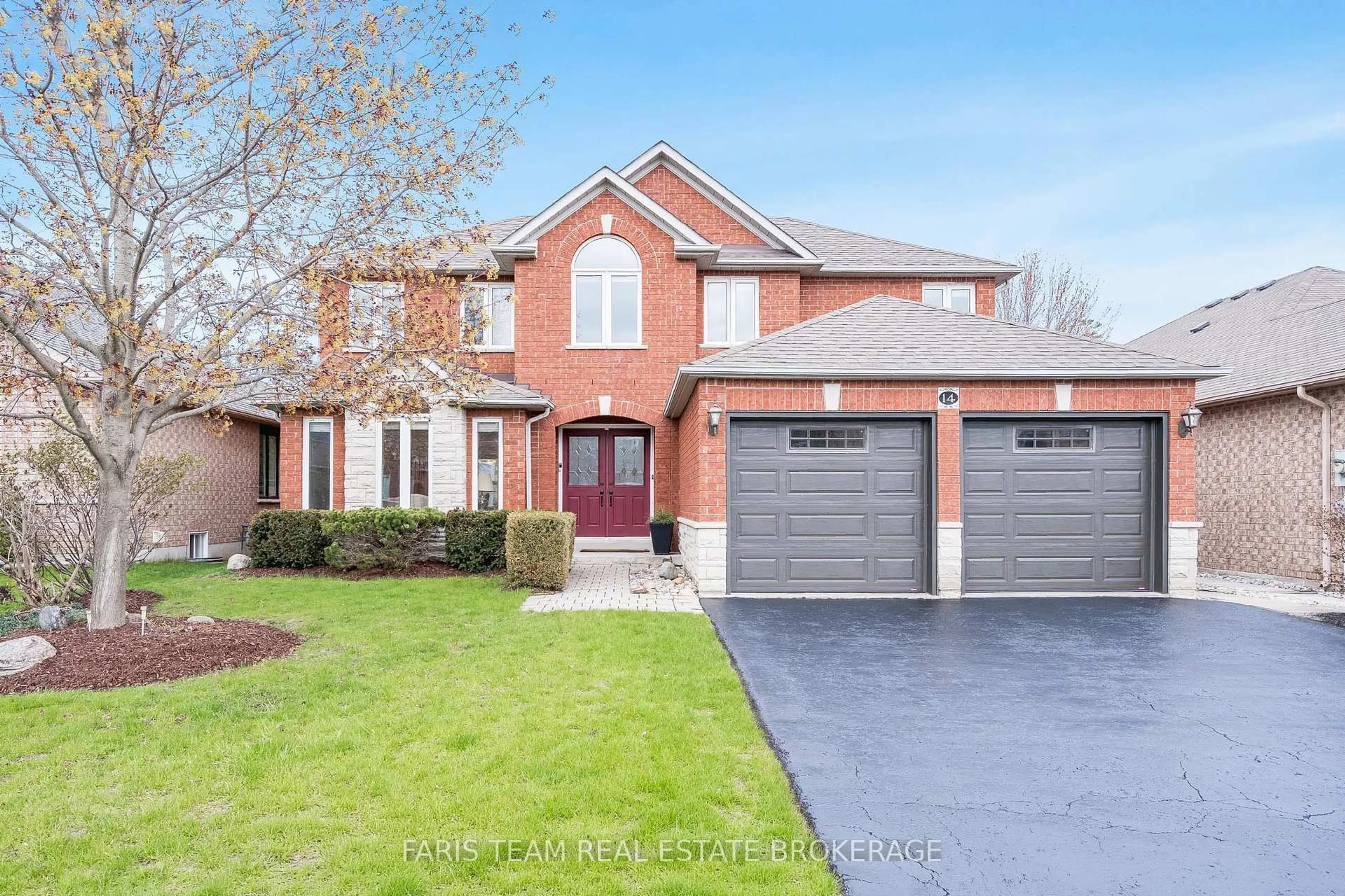 Home with brick exterior material, street for 14 Bluewater Tr, Barrie Ontario L4N 0G8