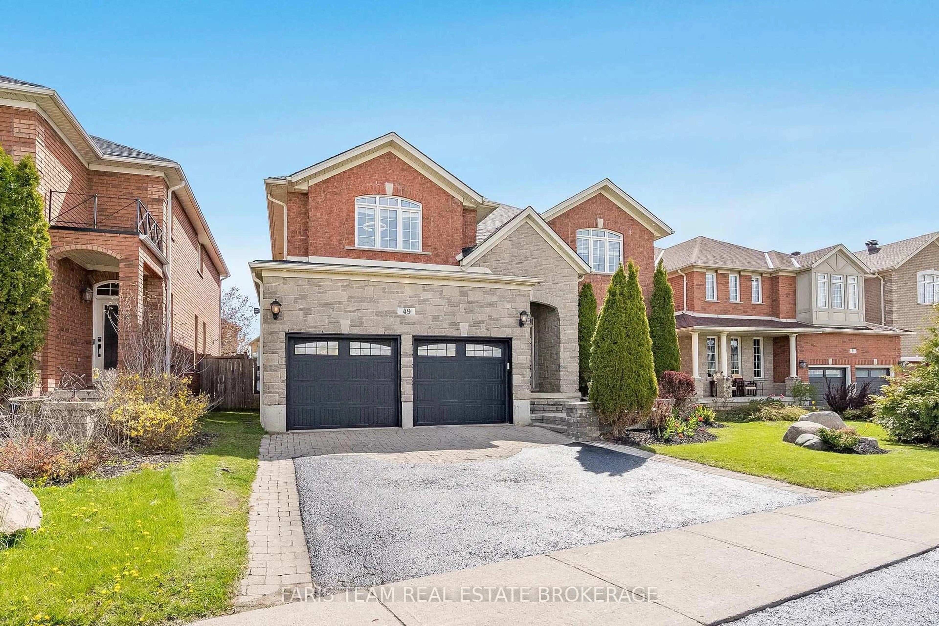 Home with brick exterior material, street for 49 Prince William Way, Barrie Ontario L4N 0Y9