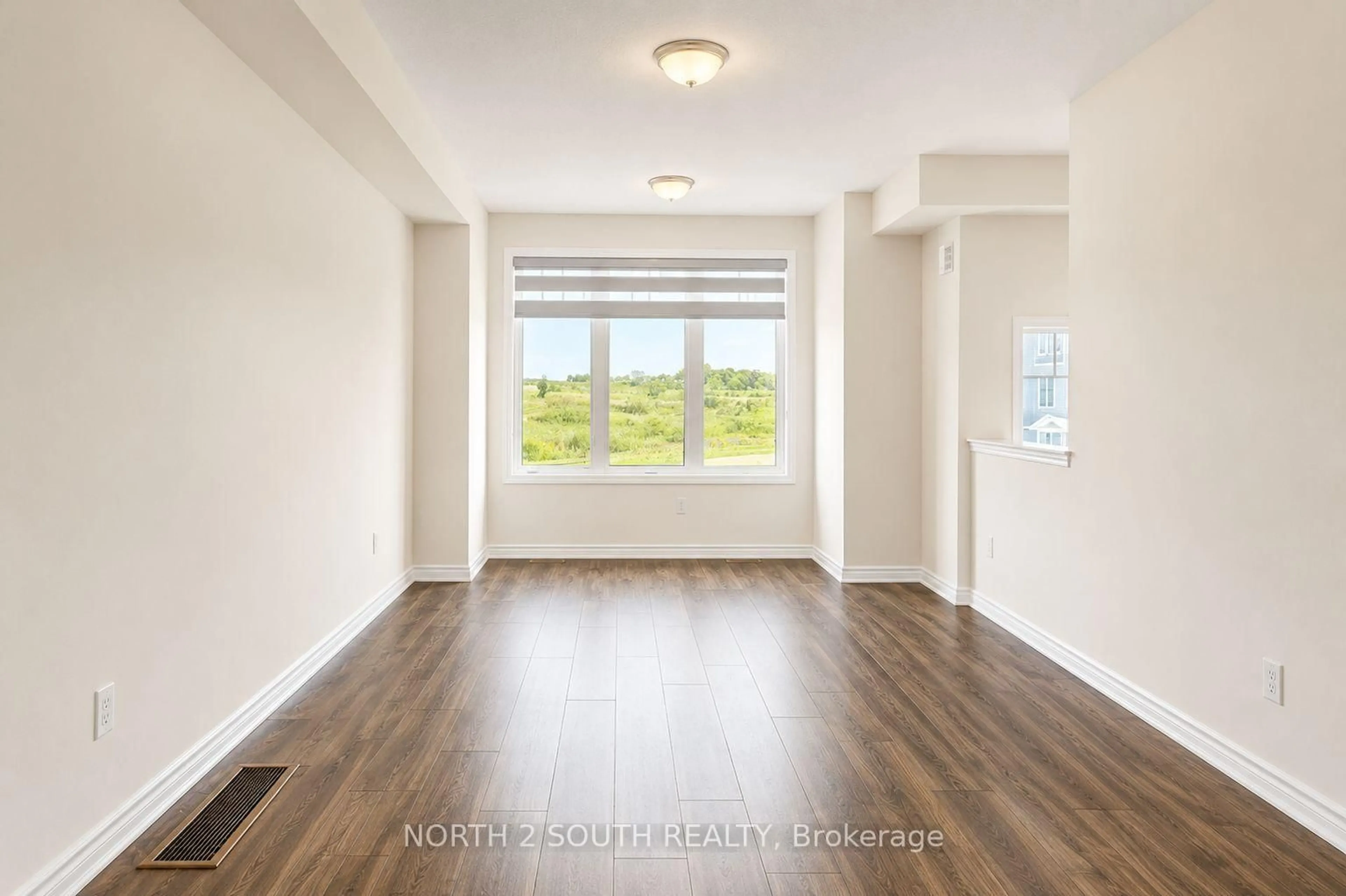 A pic of a room for 30 Lana Circ, Wasaga Beach Ontario L9Z 0L2