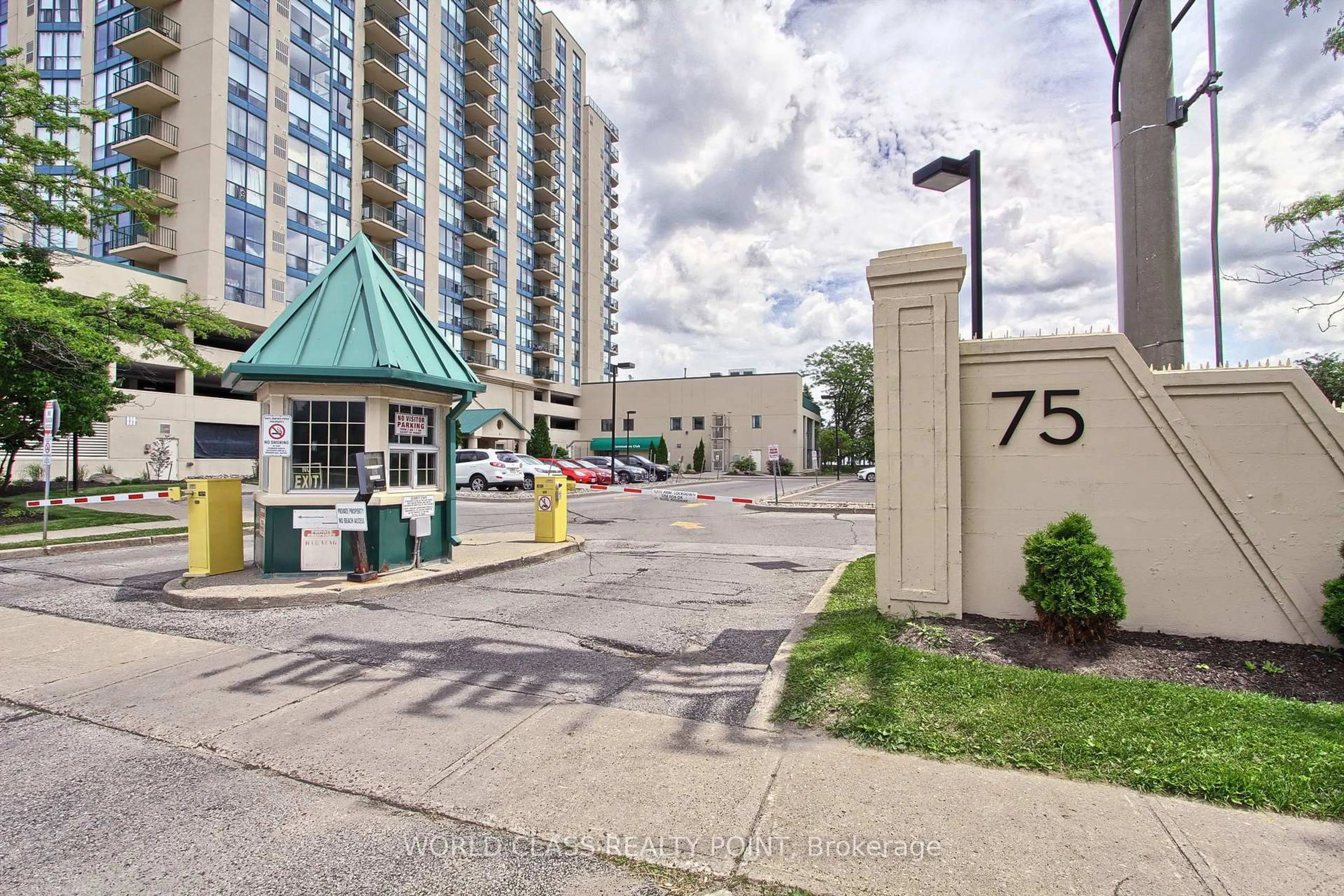 Unknown for 75 Ellen St #207, Barrie Ontario L4N 7R6