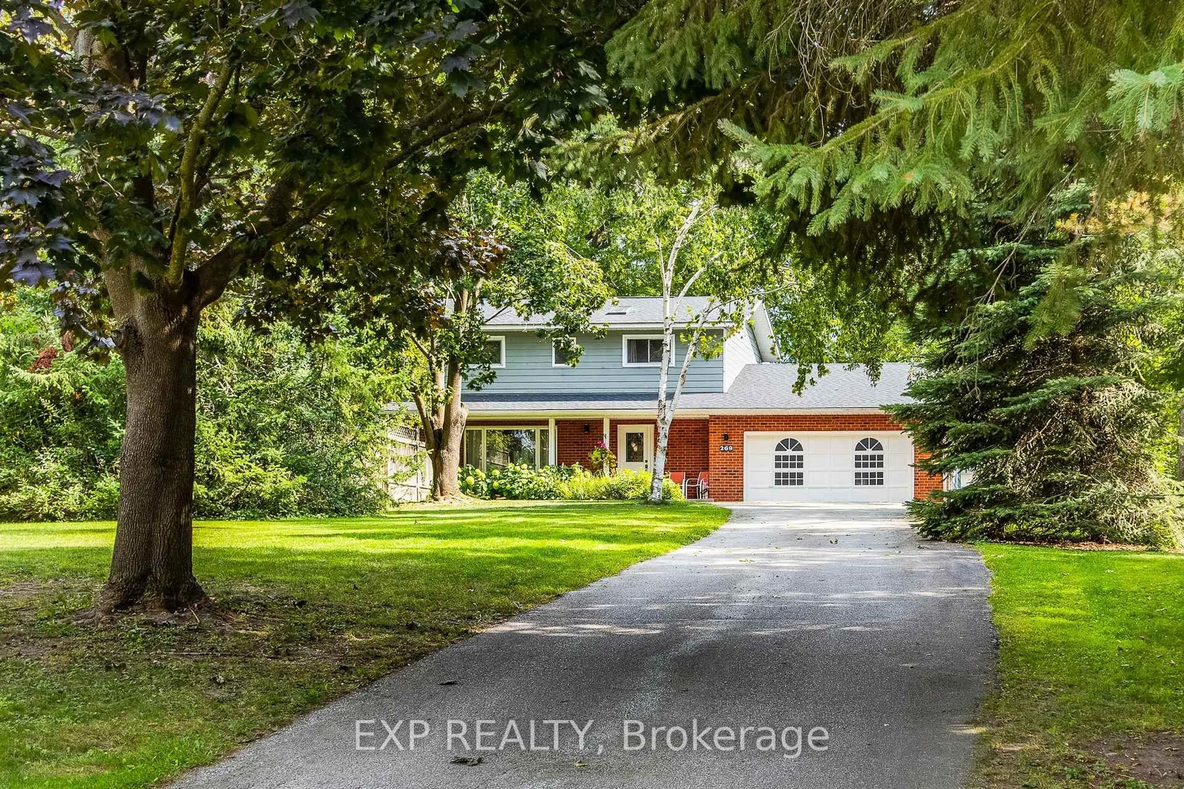 A pic from outside/outdoor area/front of a property/back of a property/a pic from drone, street for 269 Cedarmere Rd, Orillia Ontario L3V 7H1