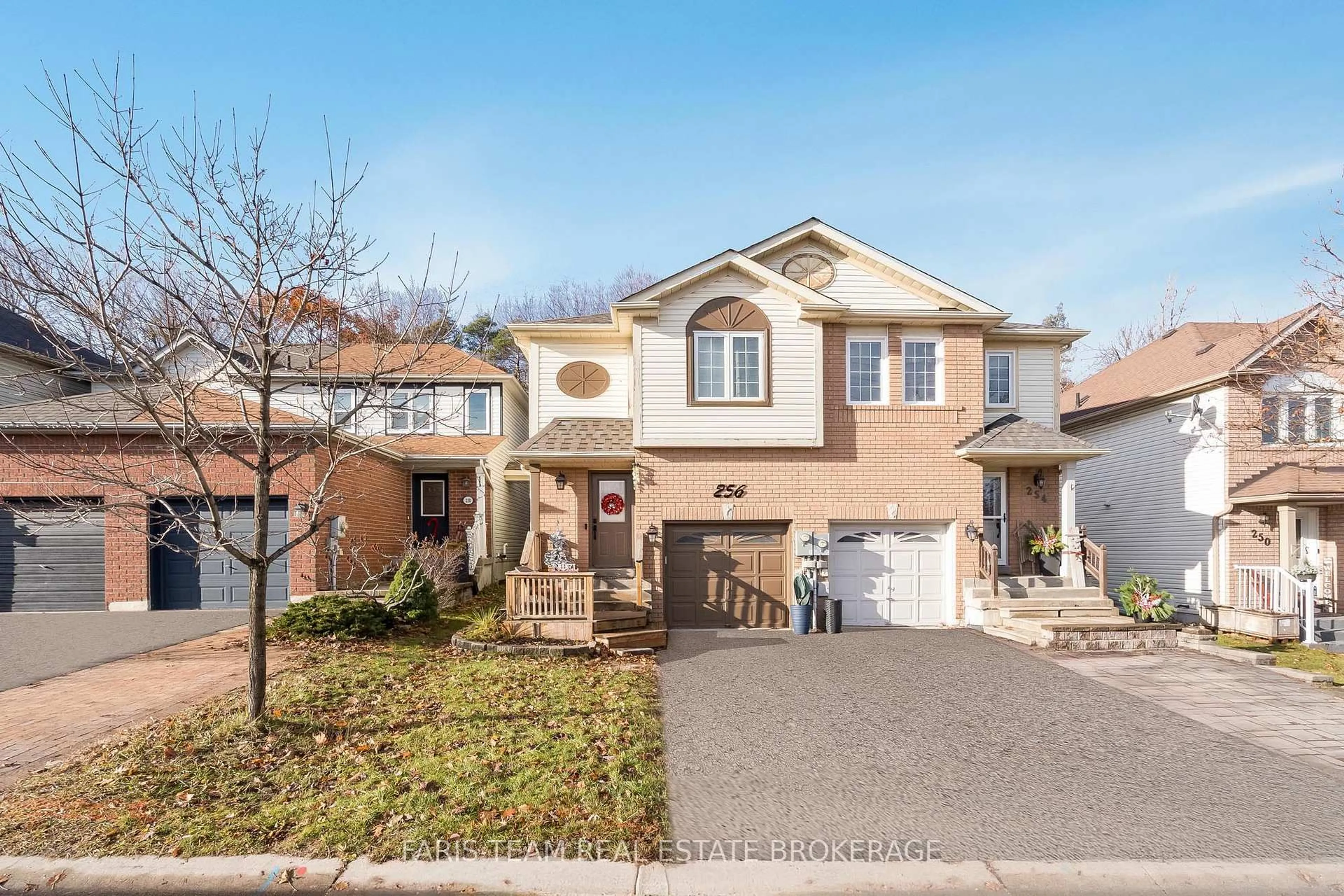 Home with brick exterior material, street for 256 Ferndale Dr, Barrie Ontario L4N 8J9
