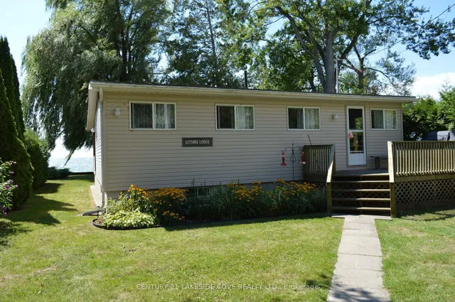 2592 Lakeshore Dr, Ramara 2