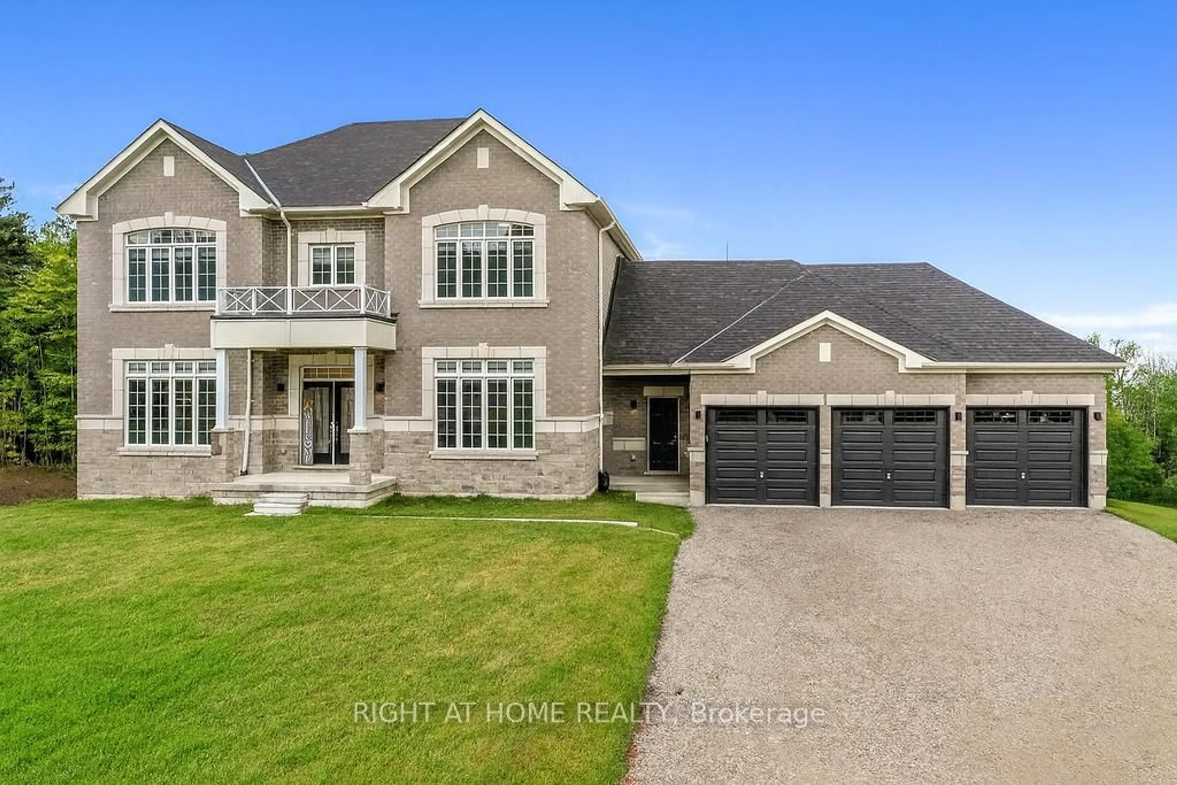 Home with brick exterior material, street for 8 Forest Heights Crt, Oro-Medonte Ontario L0L 2E0
