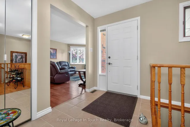 101 Peel St, Penetanguishene 5