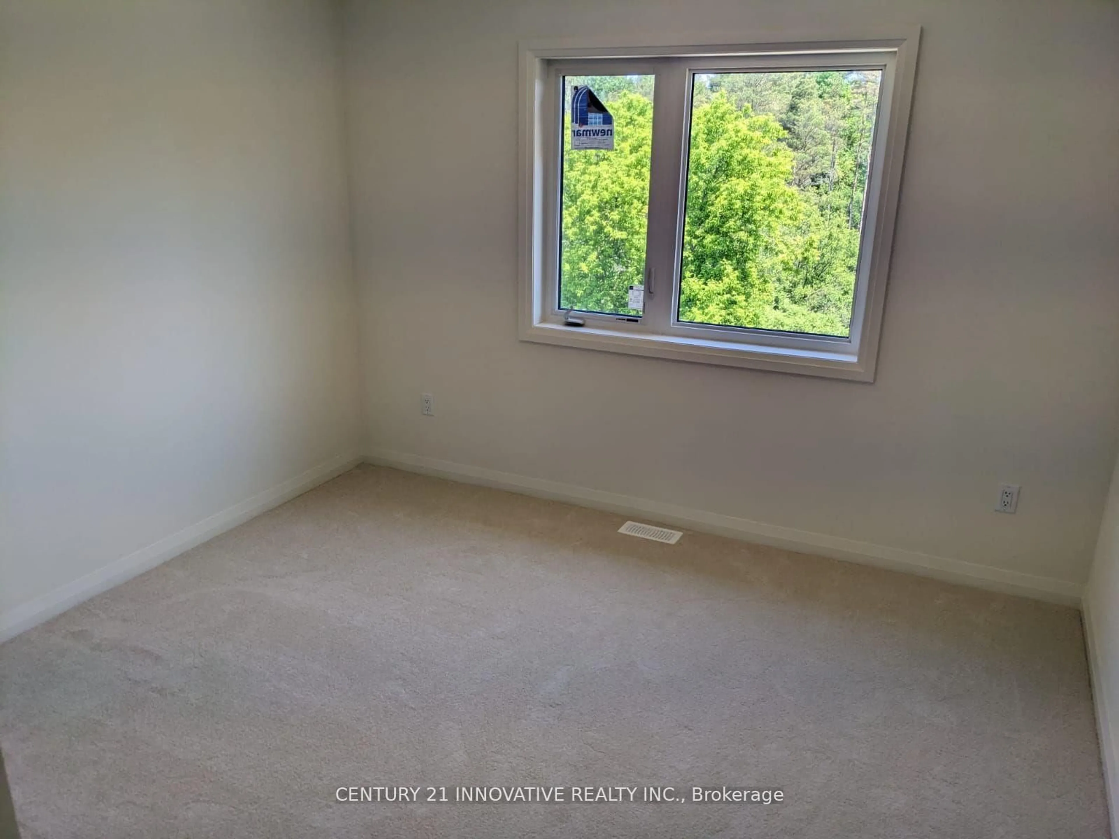 A pic of a room for 38 Lahey Cres, Penetanguishene Ontario L9M 0W1