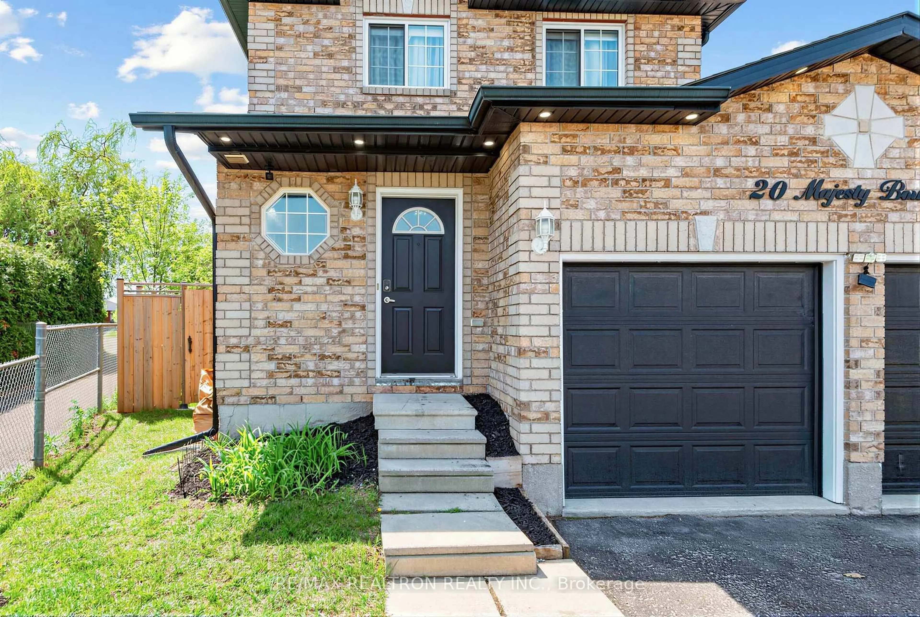 Home with brick exterior material, street for 20 Majesty Blvd, Barrie Ontario L4M 7K3