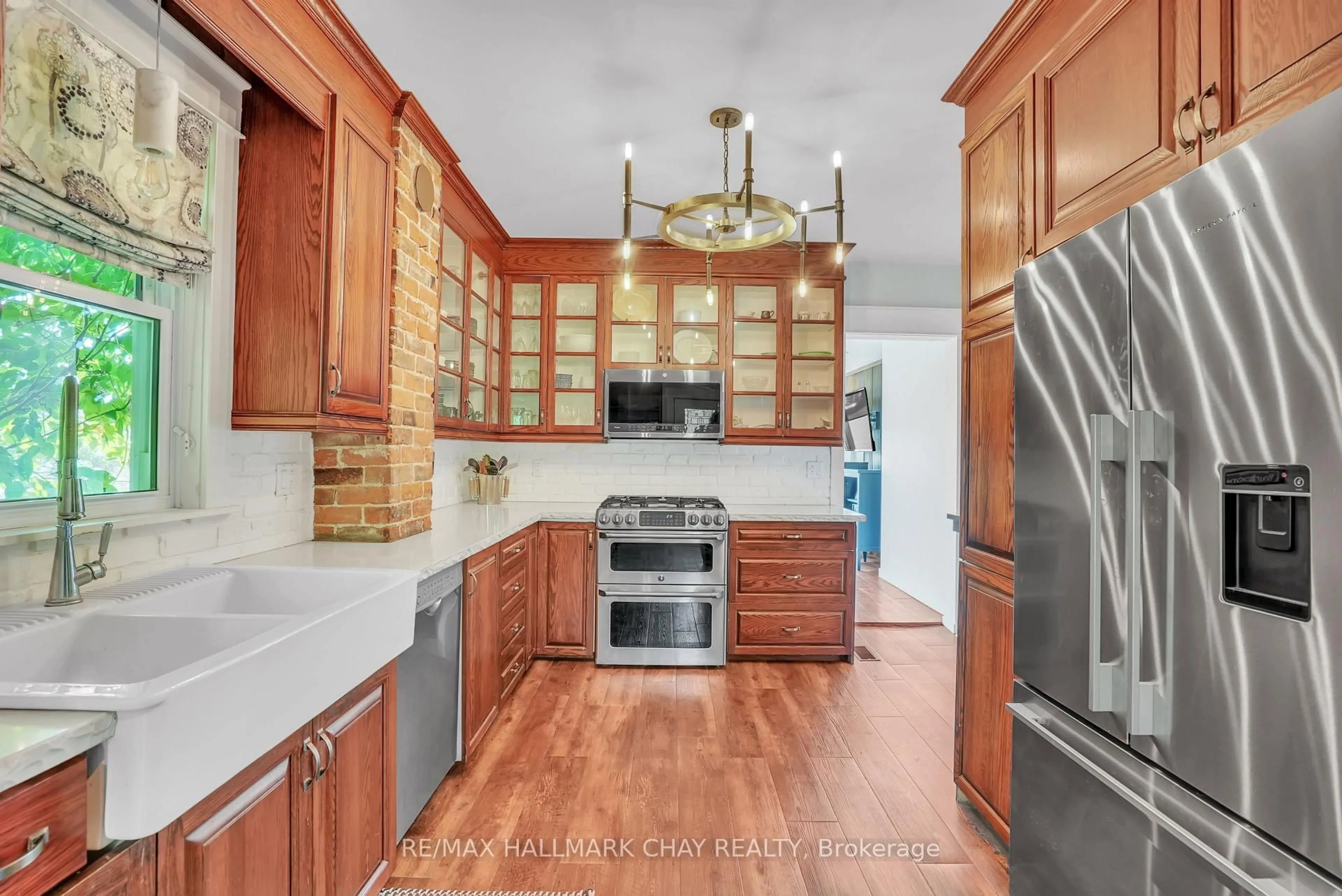 Open concept kitchen, ceramic/tile floor for 2473 RONALD Rd, Springwater Ontario L0L 1Y0