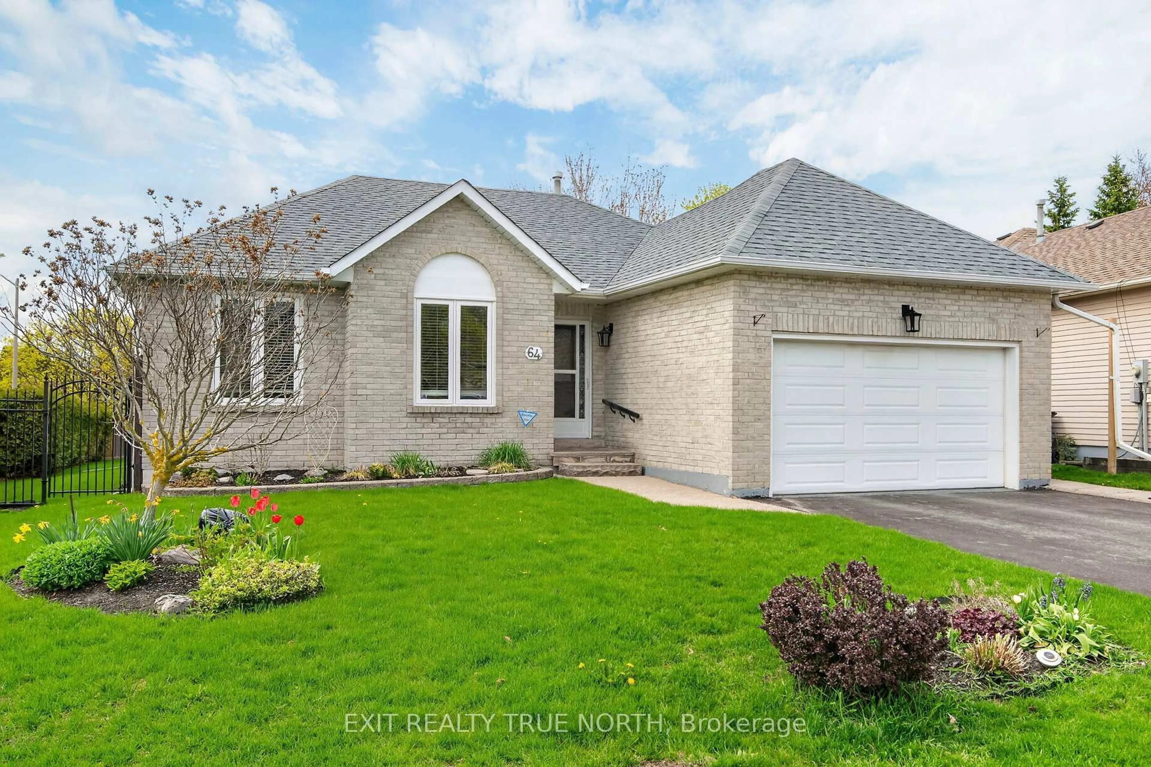 Home with brick exterior material, street for 64 Gosney Cres, Barrie Ontario L4N 6T7
