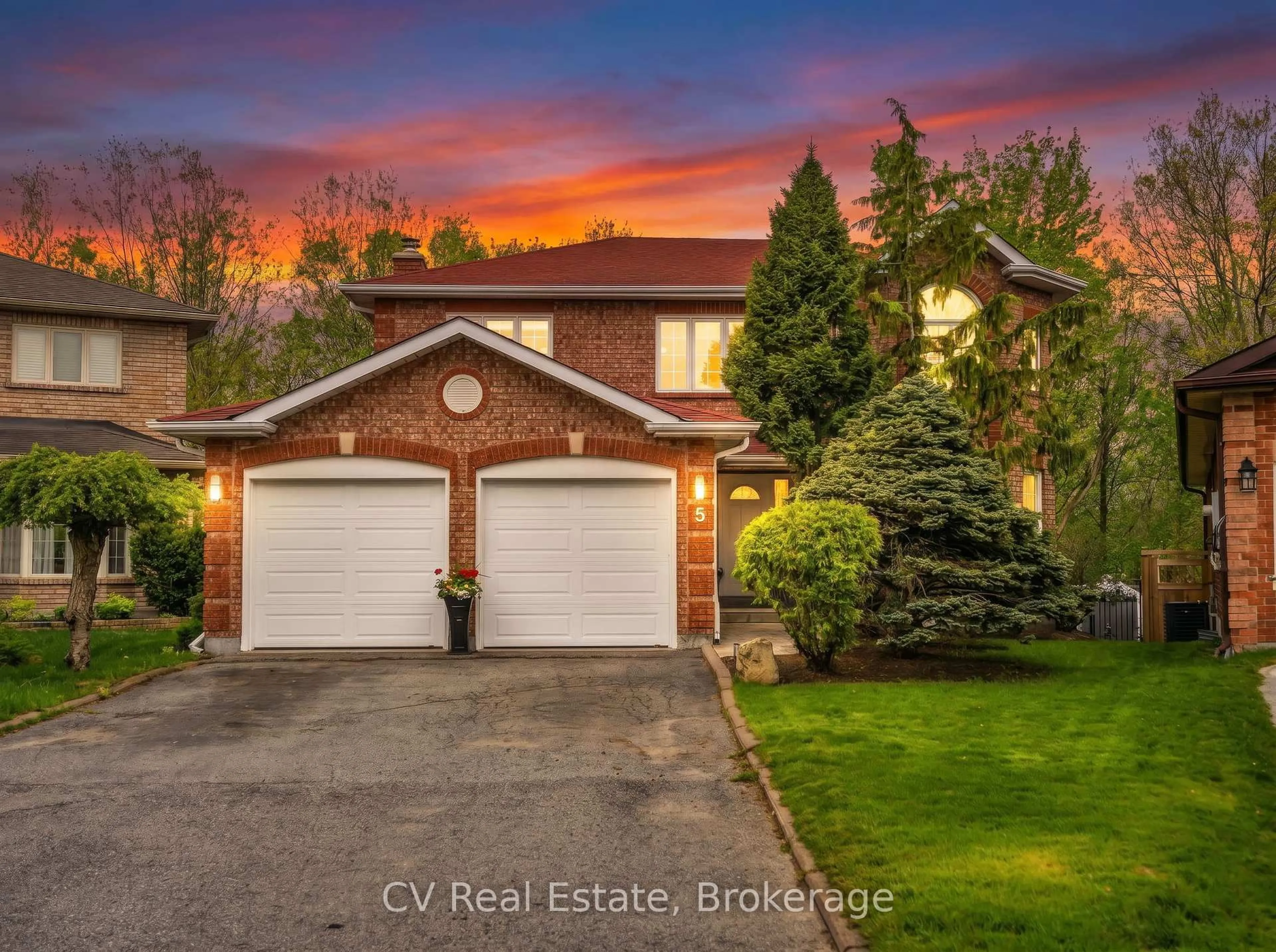 Unknown for 5 McCutcheon Crt, Barrie Ontario L4N 7C6