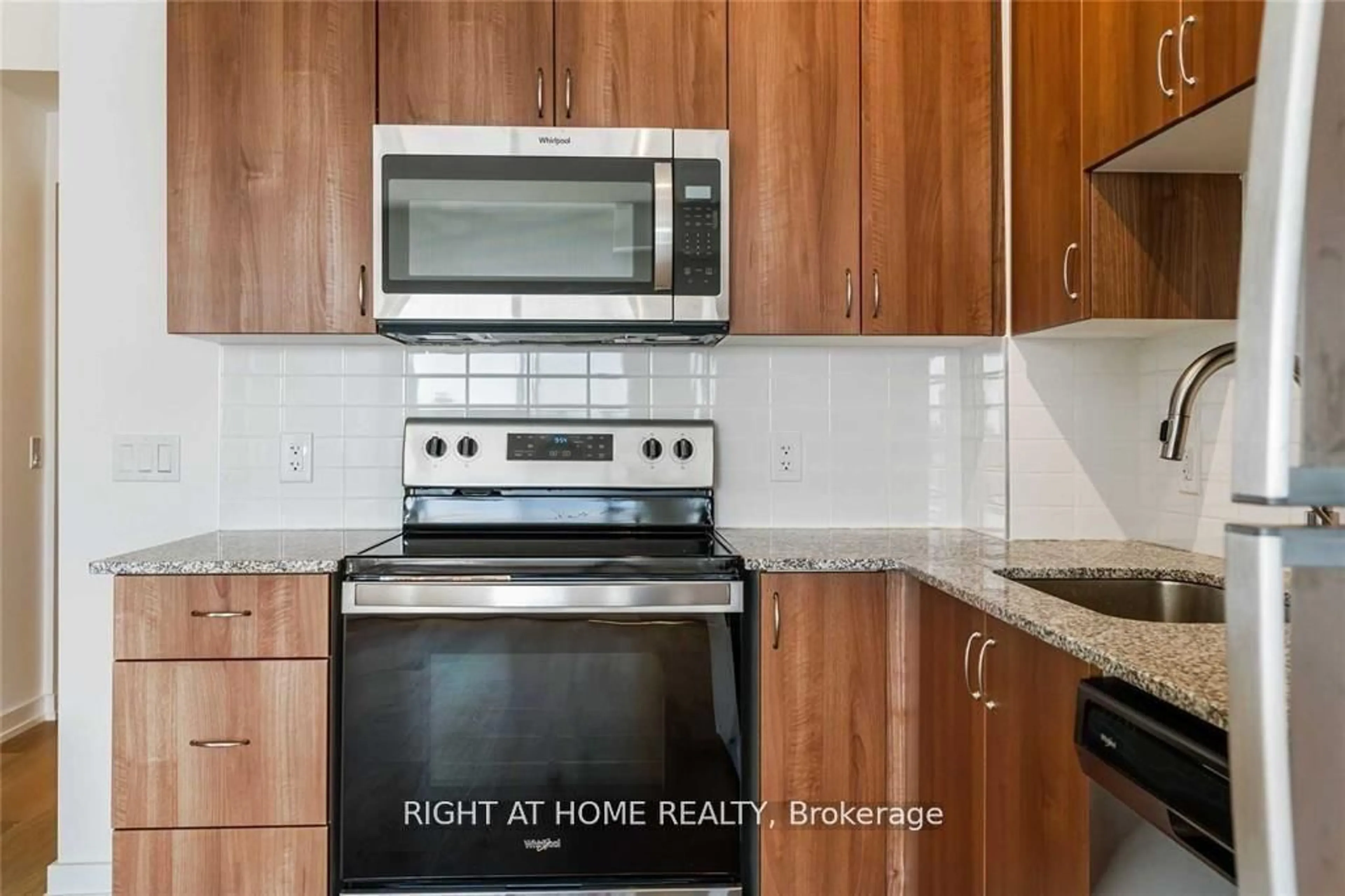 Standard kitchen, unknown for 430 Essa Rd #417, Barrie Ontario L4N 9C6