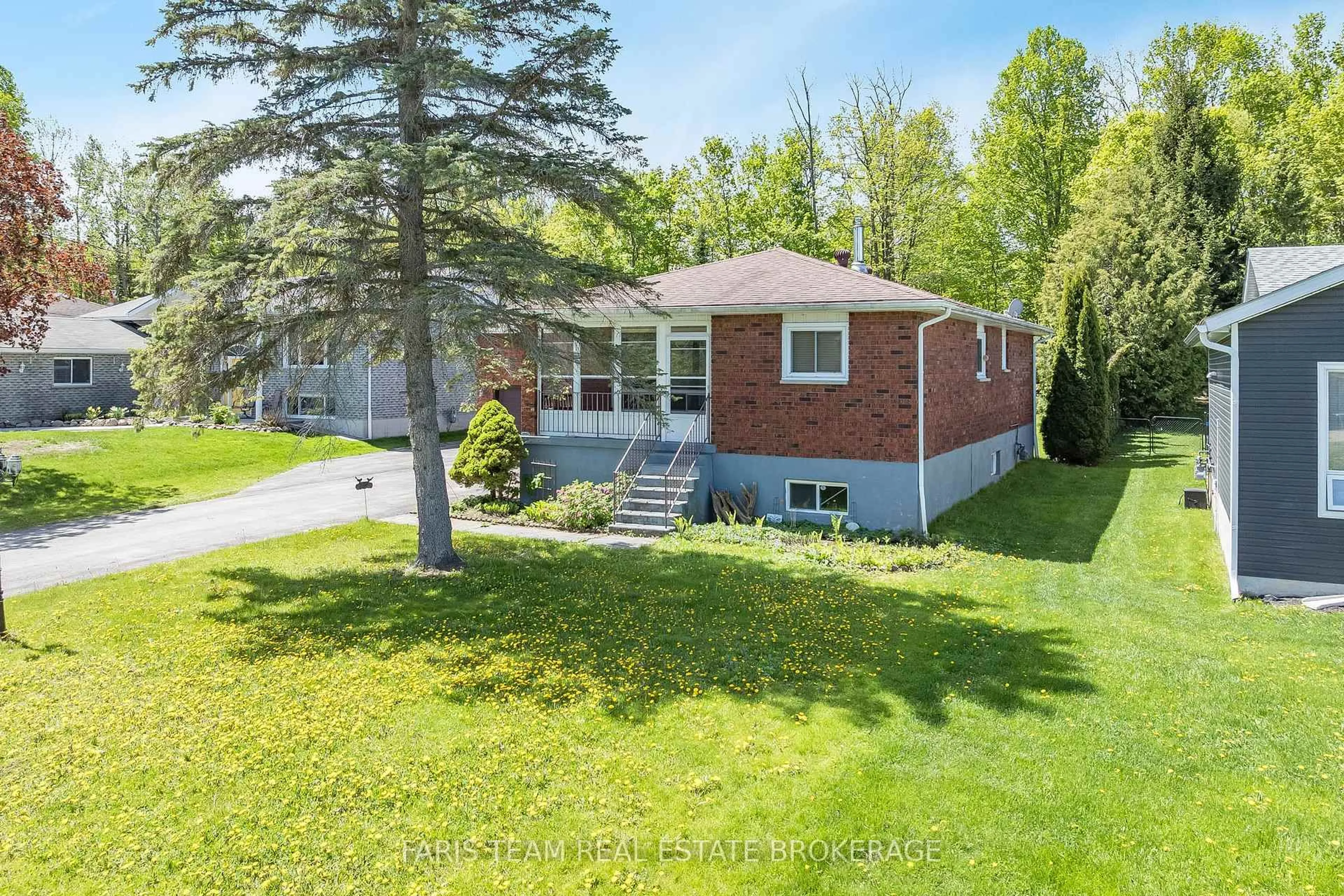 Unknown for 466 Trillium St, Tay Ontario L0K 2A0