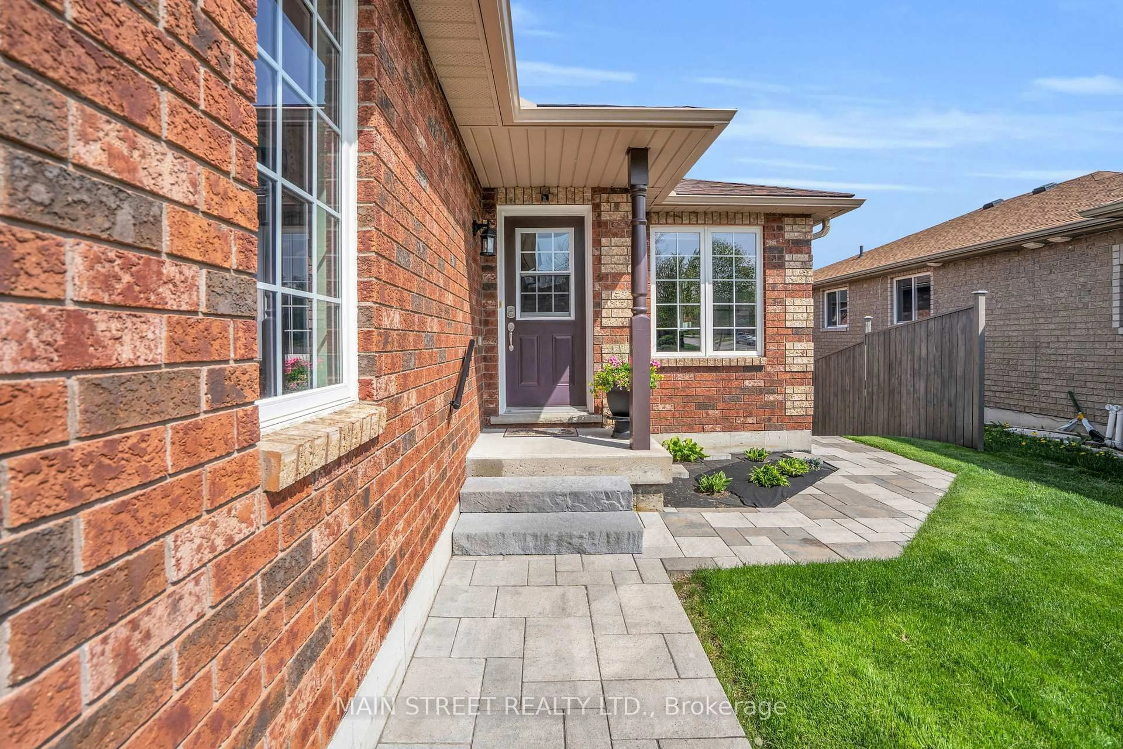 Home with brick exterior material, street for 80 Shalom Way, Barrie Ontario L4N 5Y4