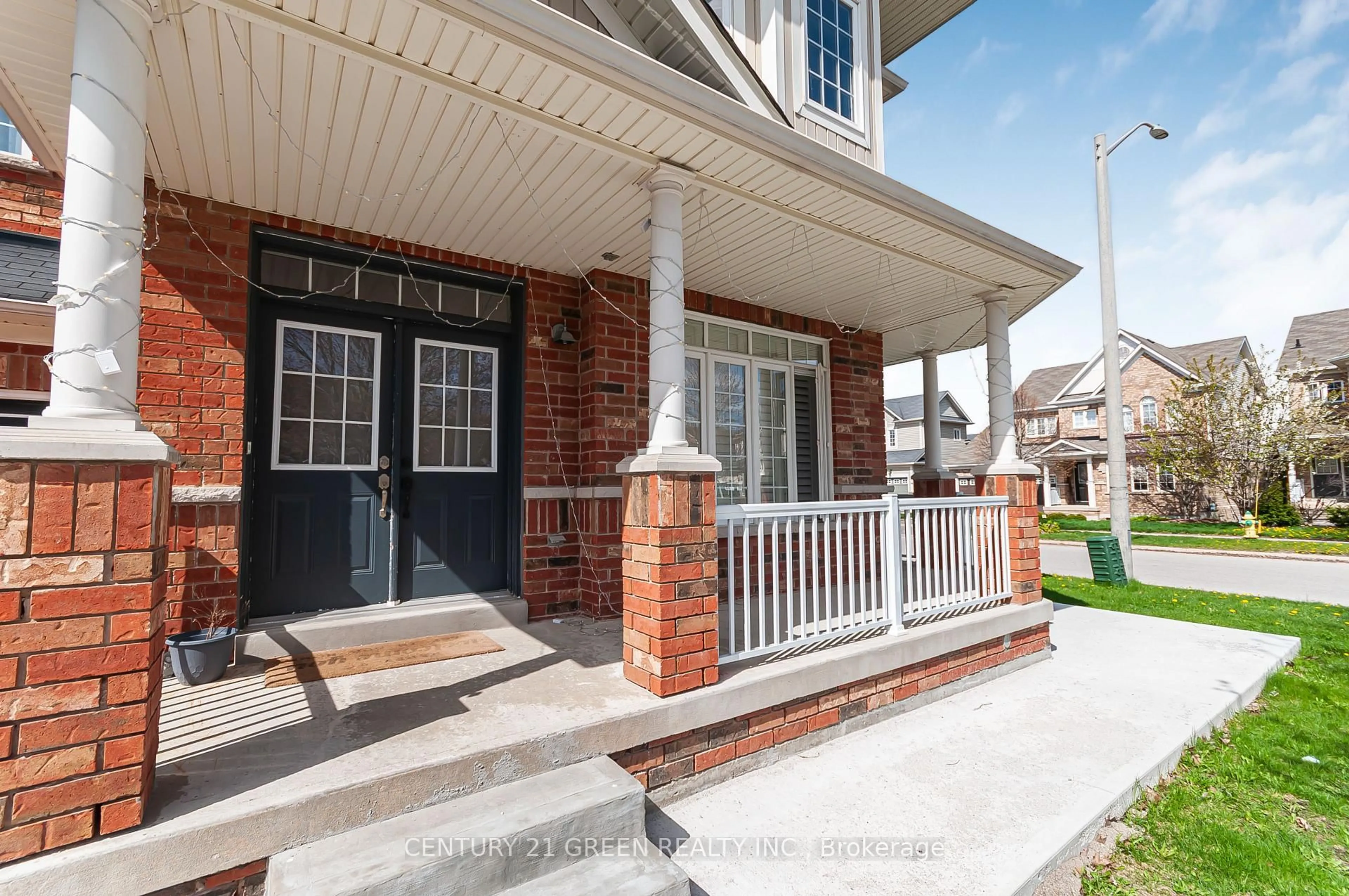 Home with brick exterior material, street for 83 Diana Way, Barrie Ontario L4M 7J1