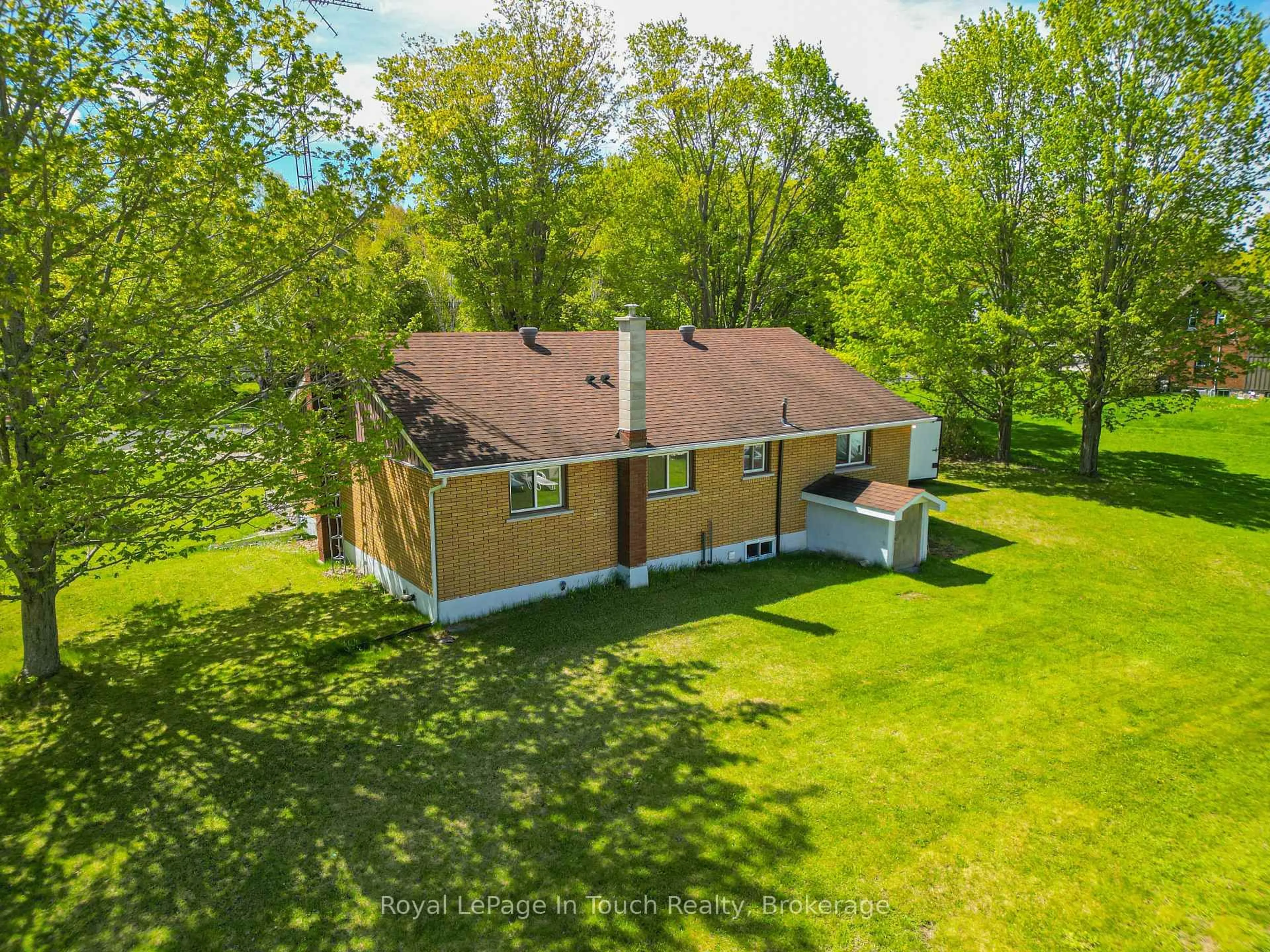 A pic from outside/outdoor area/front of a property/back of a property/a pic from drone, water/lake/river/ocean view for 859 CEDAR POINT Rd, Tiny Ontario L9M 0K2