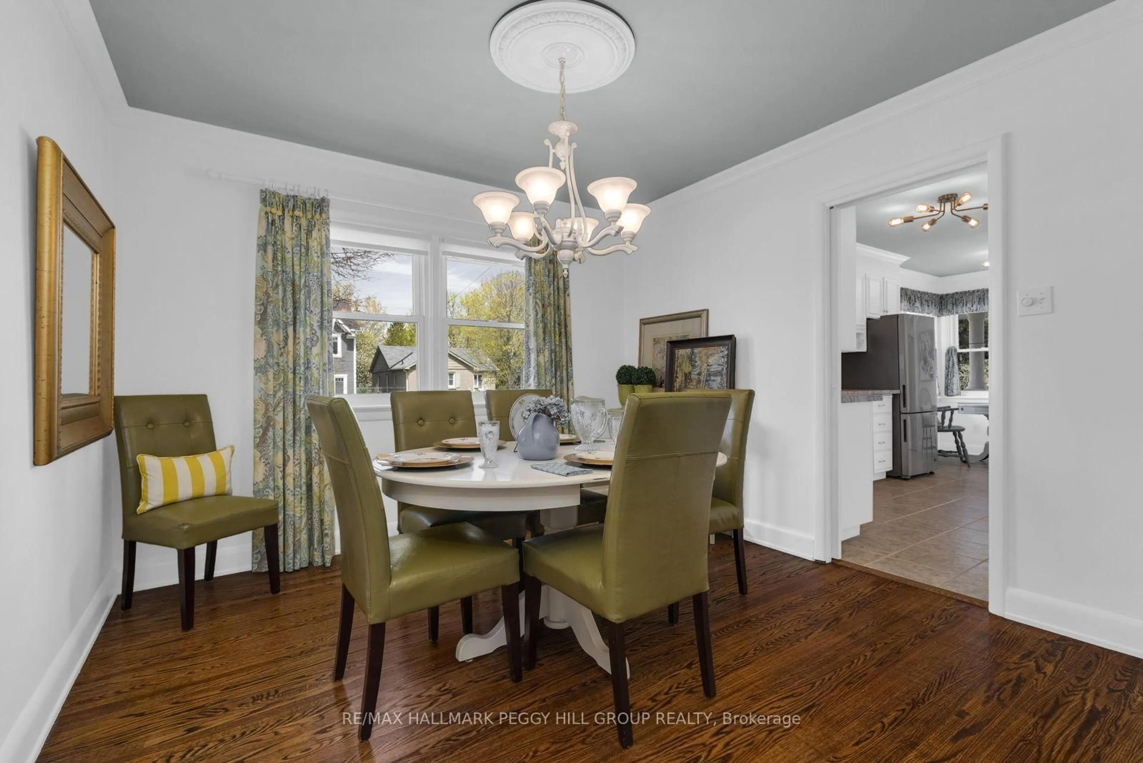 Dining room, unknown for 83 Eugenia St, Barrie Ontario L4M 1P9