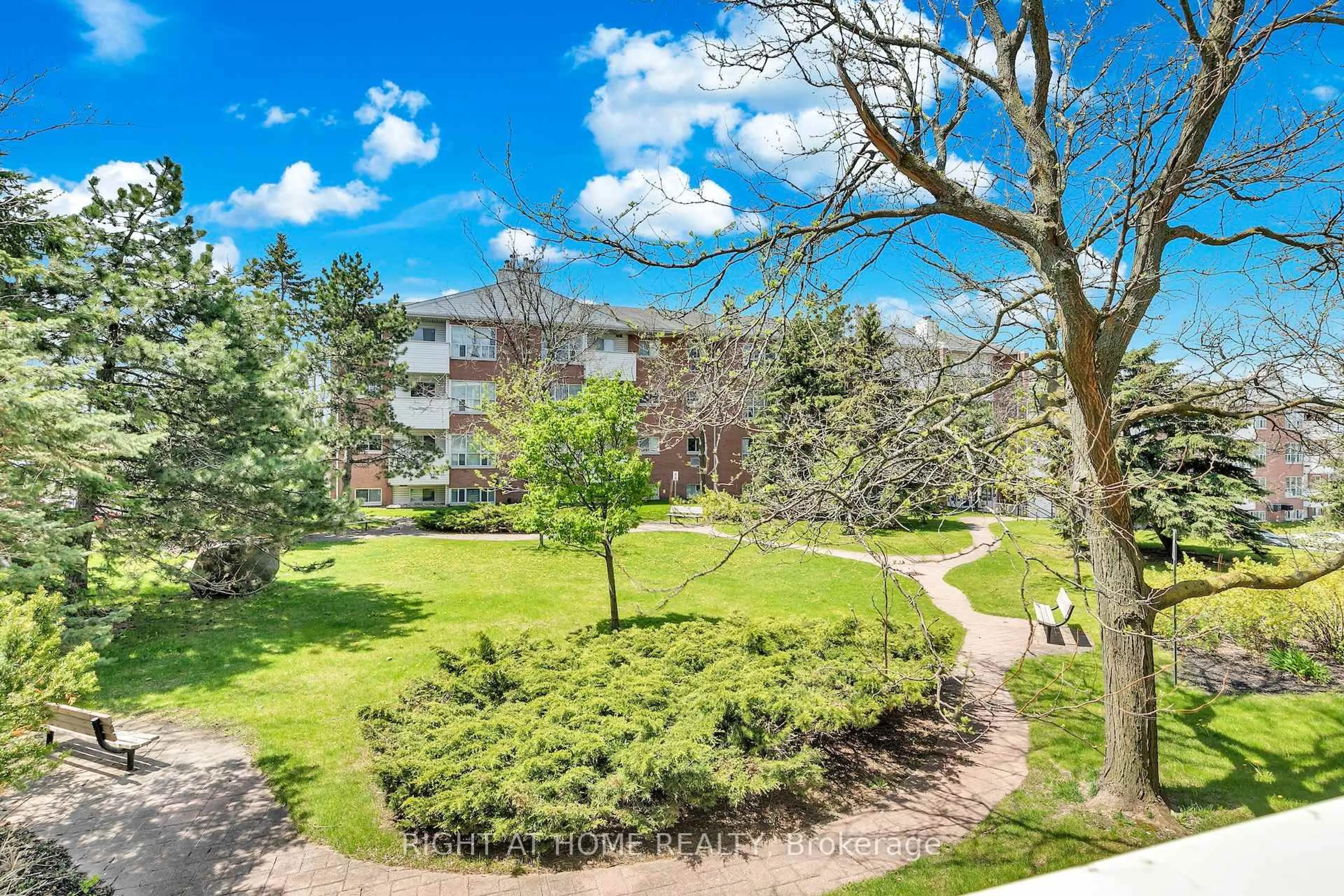 A pic from outside/outdoor area/front of a property/back of a property/a pic from drone, water/lake/river/ocean view for 126 Bell Farm Rd #212, Barrie Ontario L4M 6J3