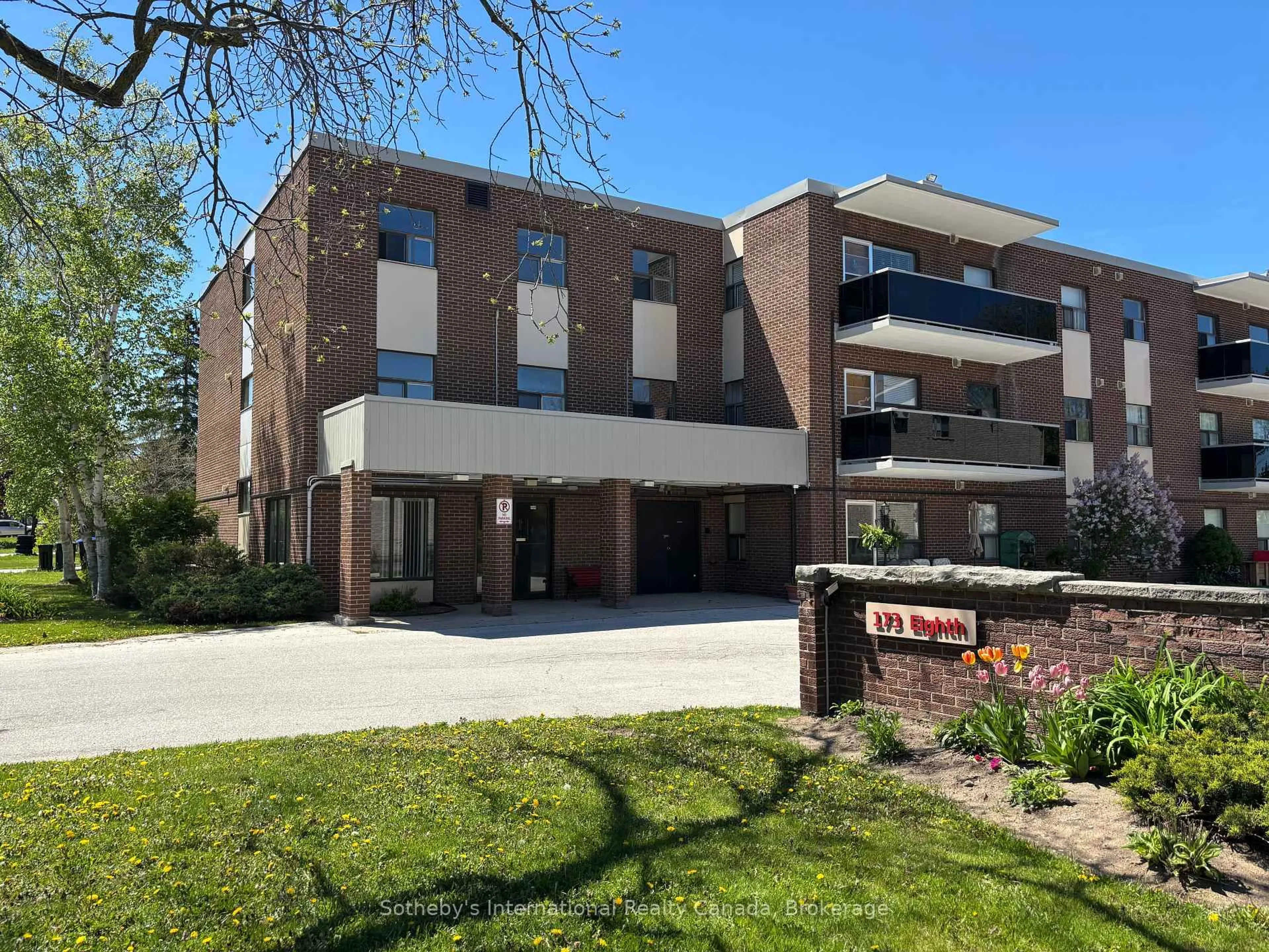 Unknown for 173 EIGHTH St #101, Collingwood Ontario L9Y 2C9