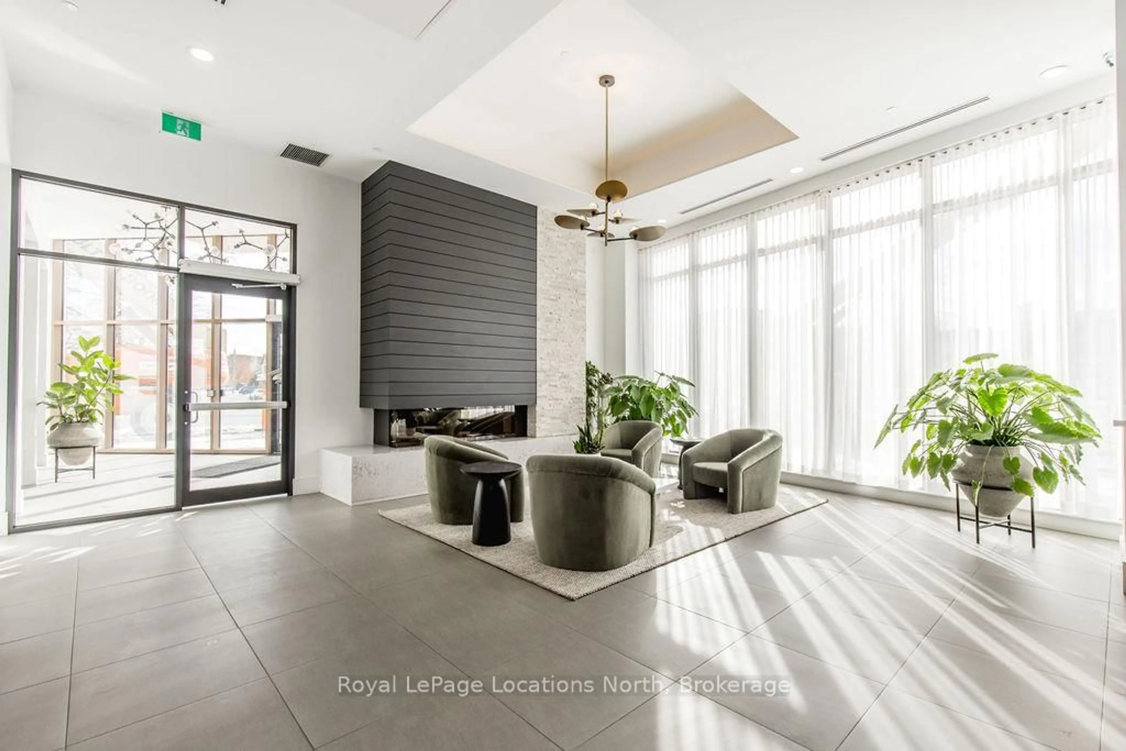 Lobby for 31 Huron St #523, Collingwood Ontario L9Y 5T7