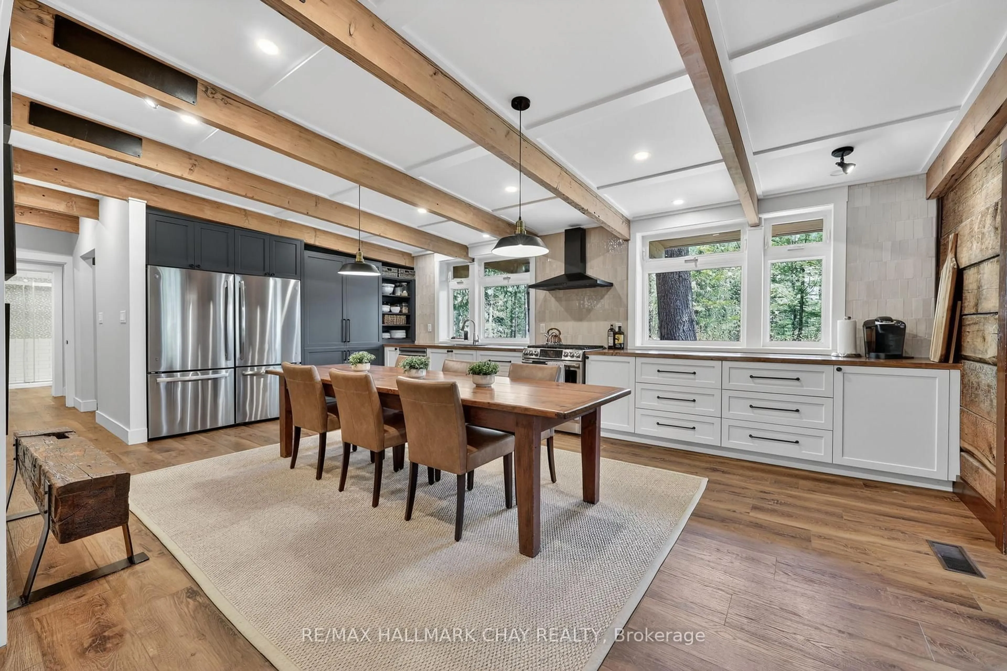 Open concept kitchen, unknown for 3693 Town Line, Severn Ontario L3V 7A6