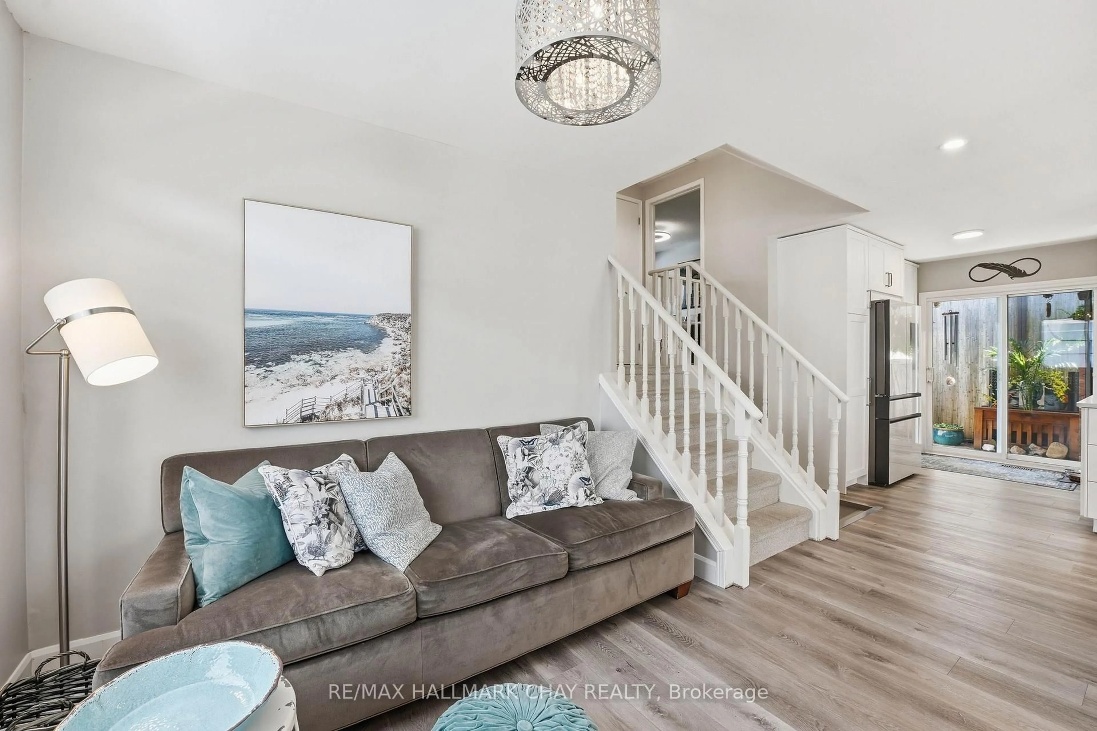 Living room with furniture, unknown for 23 Gosney Cres, Barrie Ontario L4N 6T6