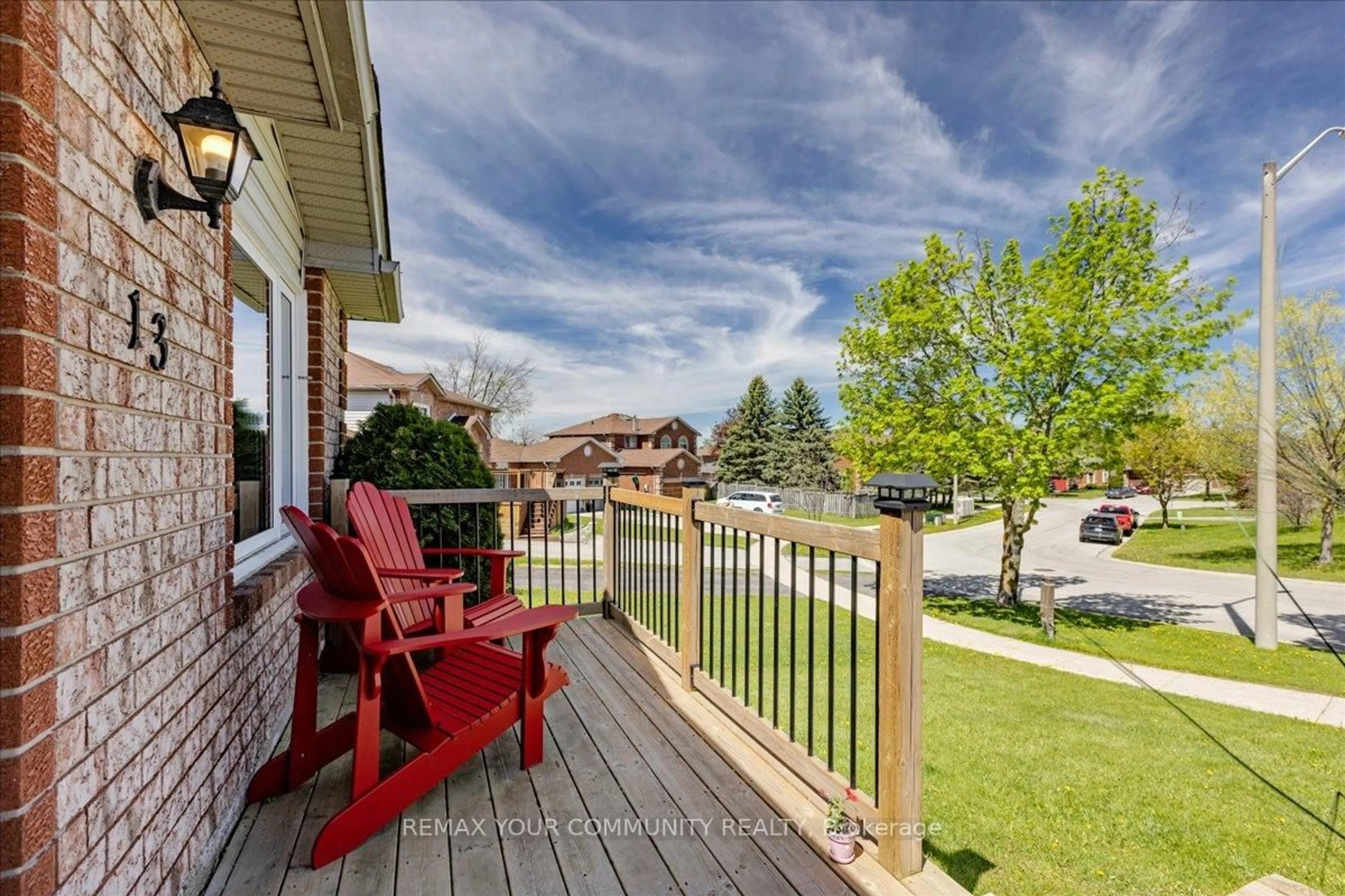 Patio, water/lake/river/ocean view for 13 Waddington Cres, Barrie Ontario L4N 8C8