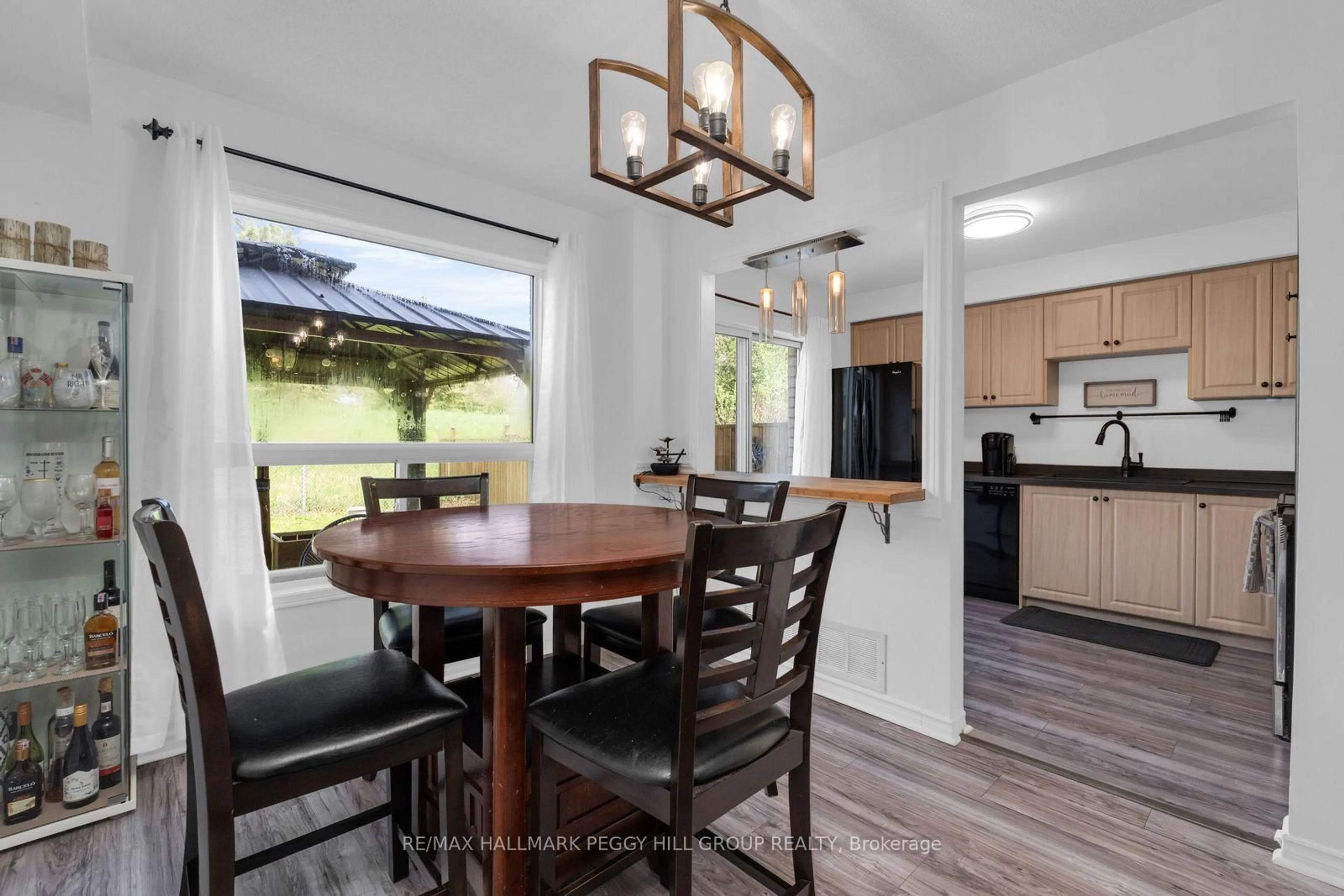 Open concept kitchen, unknown for 22 Gadwall Ave, Barrie Ontario L4N 8X6
