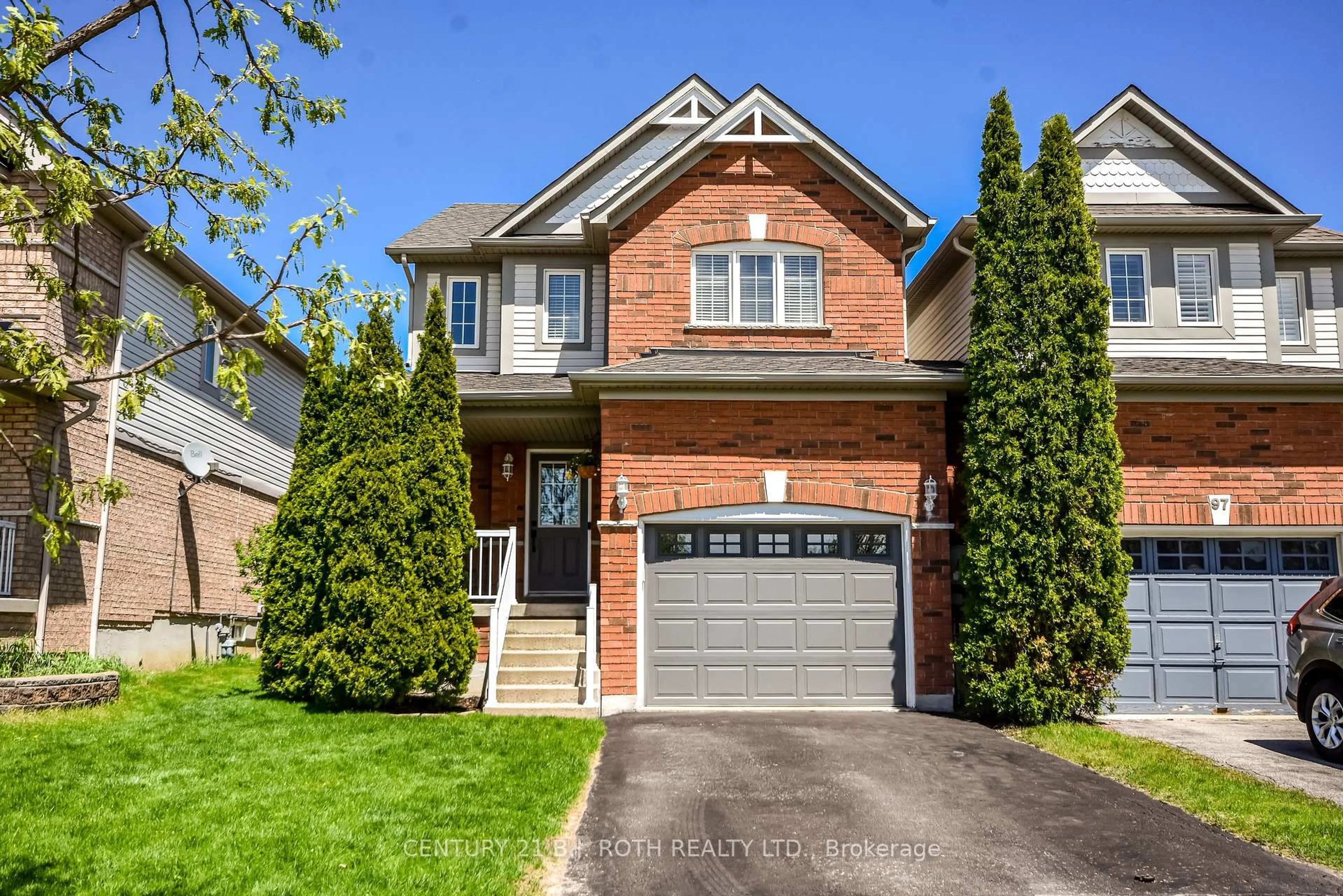 Home with brick exterior material, street for 95 Bird St, Barrie Ontario L4N 0W6
