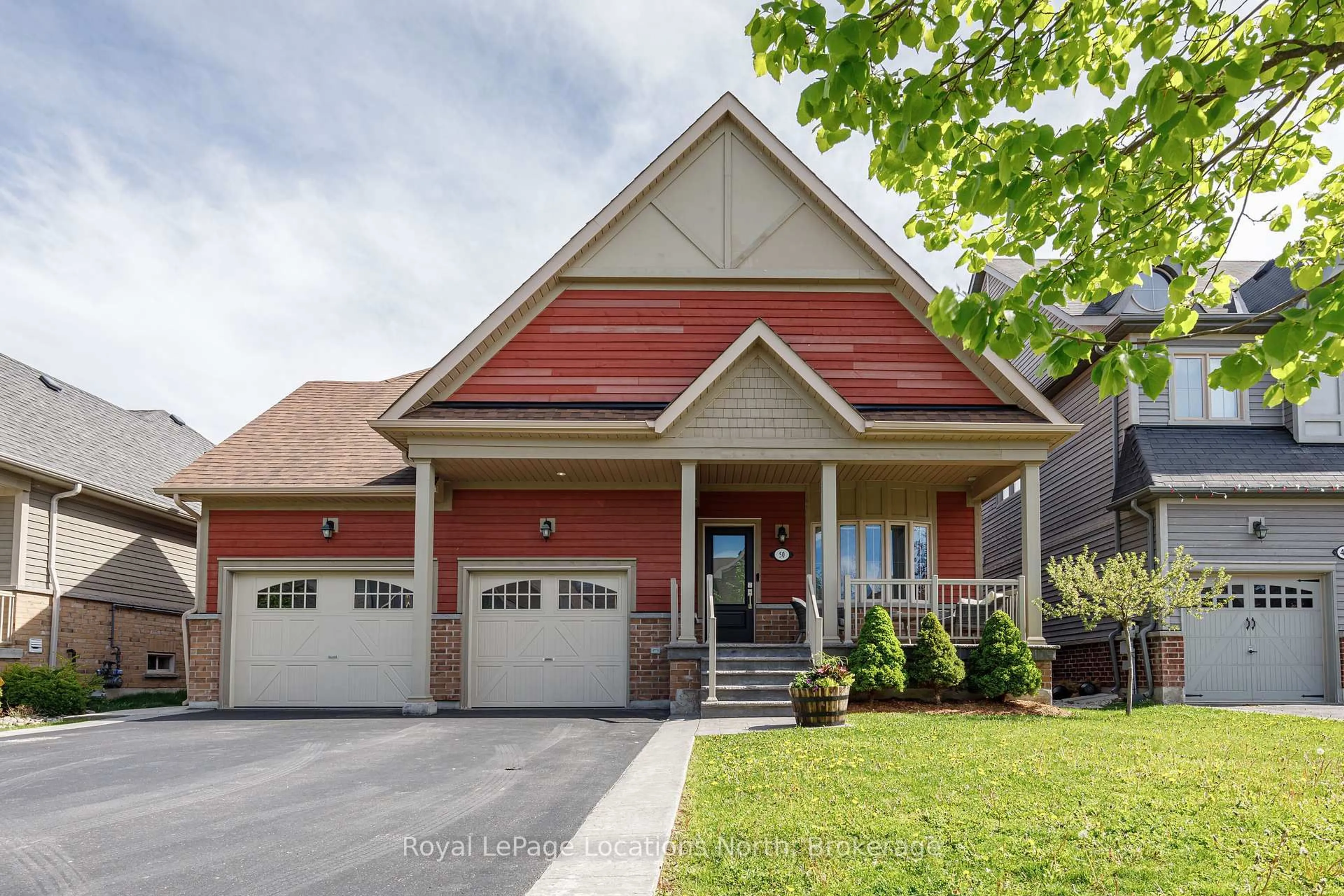 Home with brick exterior material, street for 50 Hughes St, Collingwood Ontario L9Y 3Z1