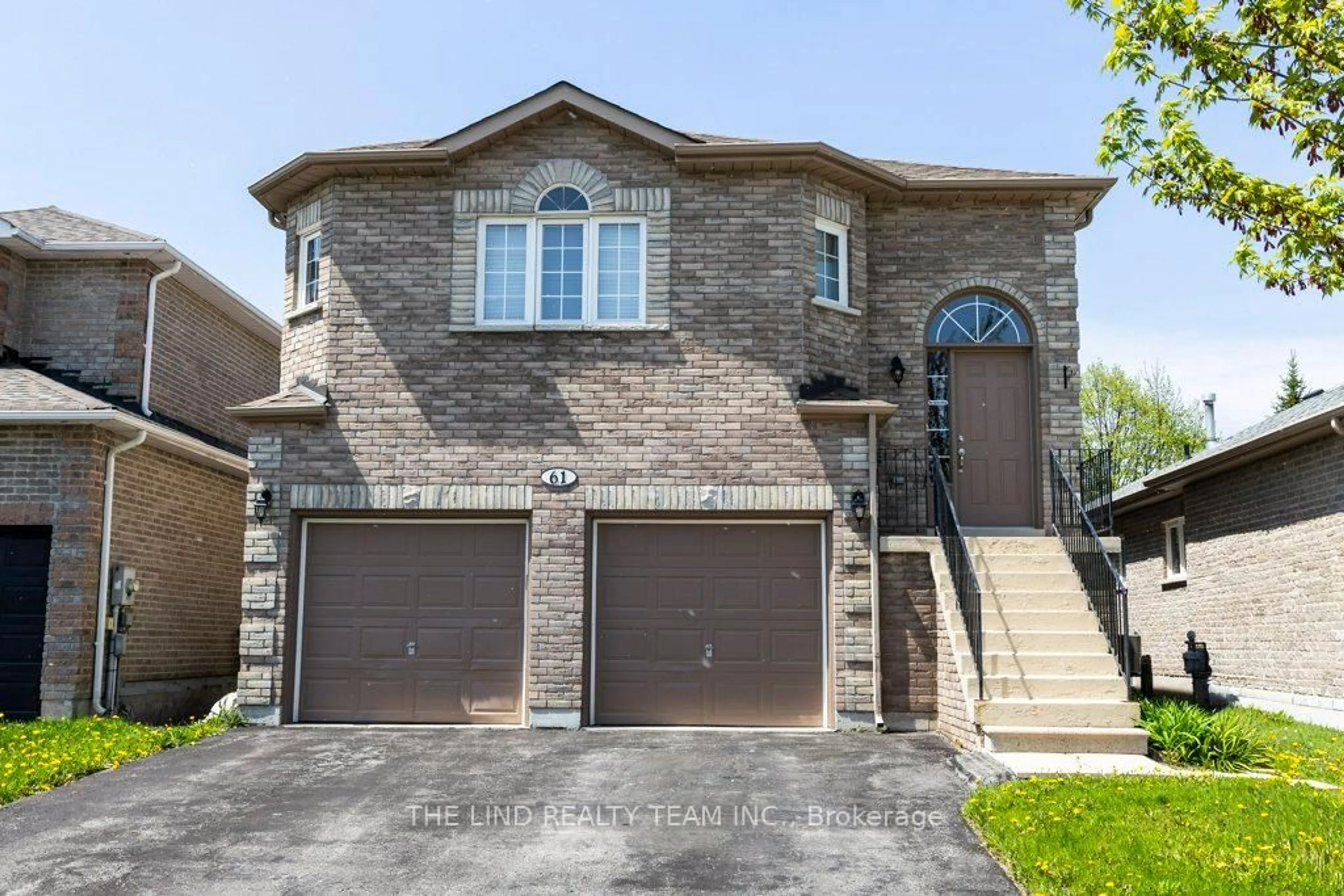 Home with brick exterior material, street for 61 Mcintyre Dr, Barrie Ontario L4N 5C5