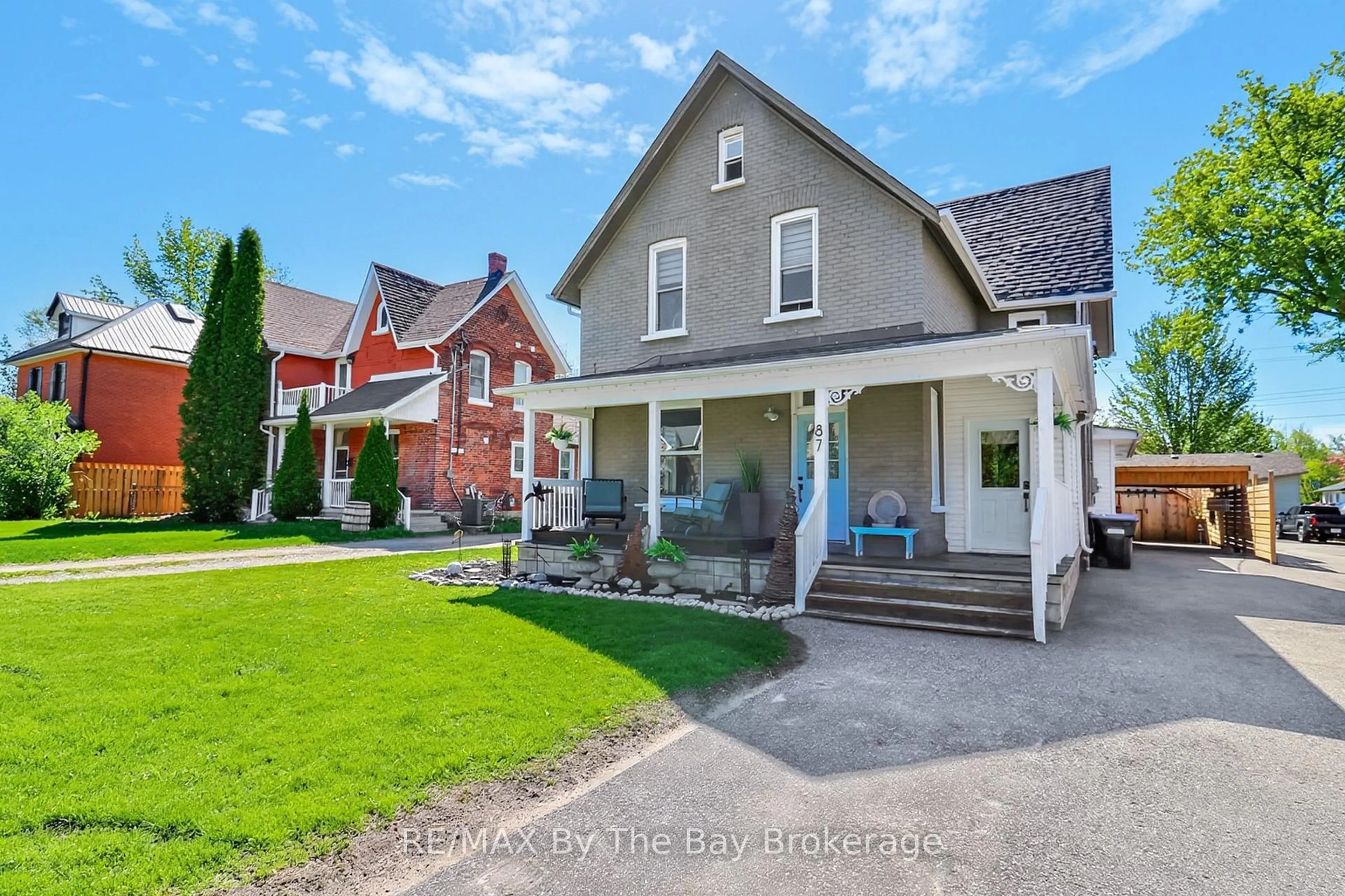 Unknown for 87 Queen St, Springwater Ontario L0L 1P0