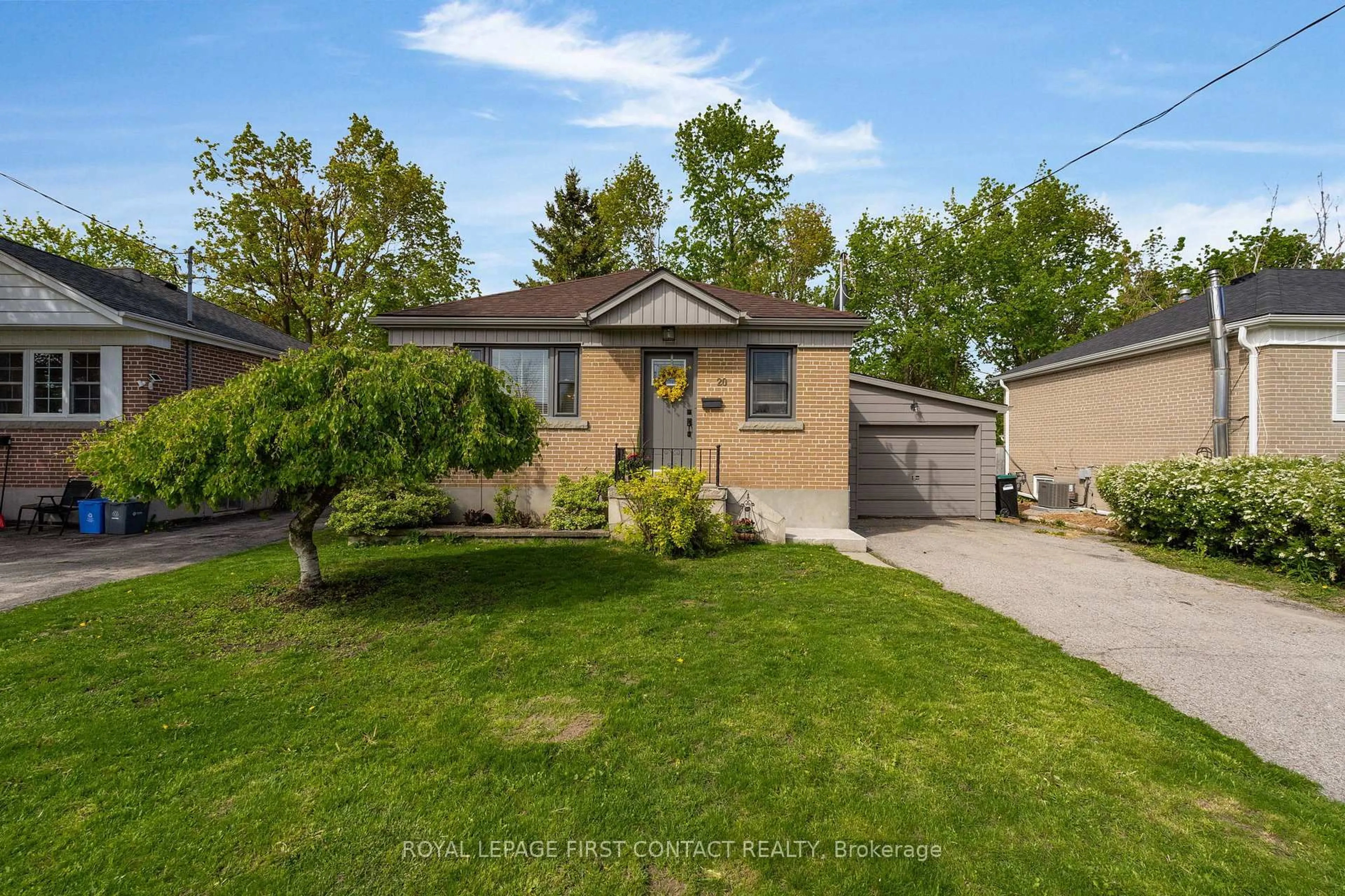 Unknown for 20 Newton St, Barrie Ontario L4M 3N3