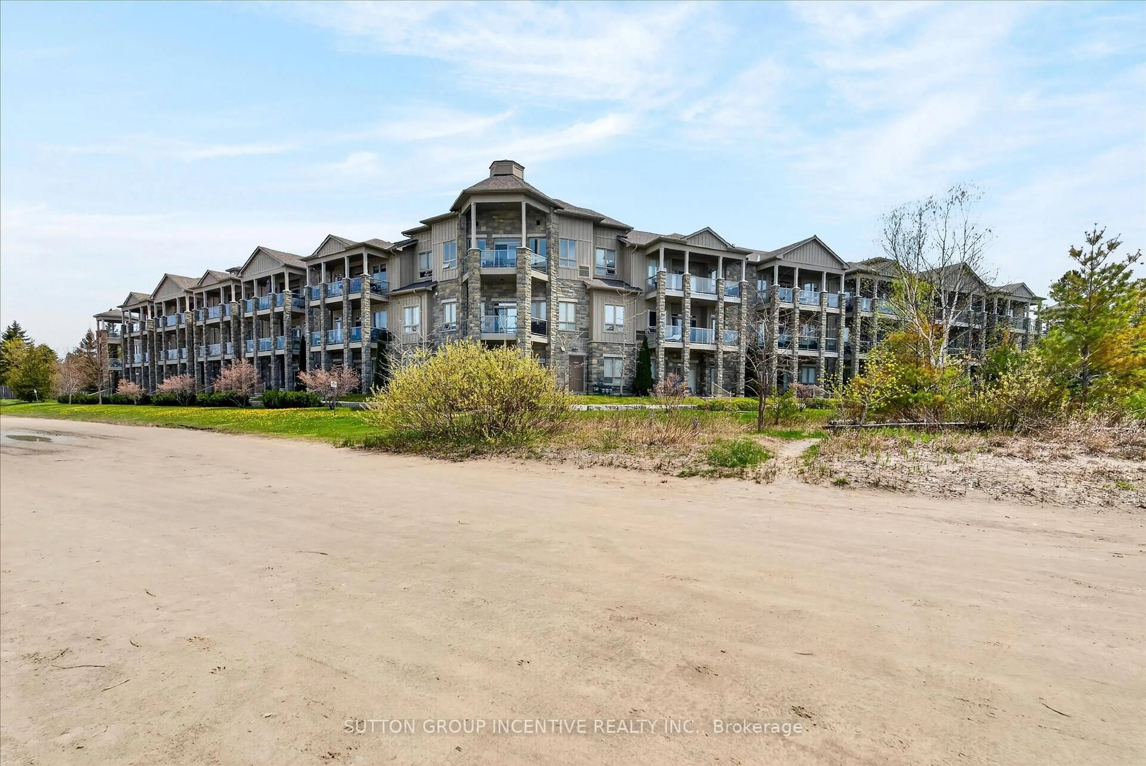 A pic from outside/outdoor area/front of a property/back of a property/a pic from drone, water/lake/river/ocean view for 764 River Rd #209, Wasaga Beach Ontario L9Z 2M7