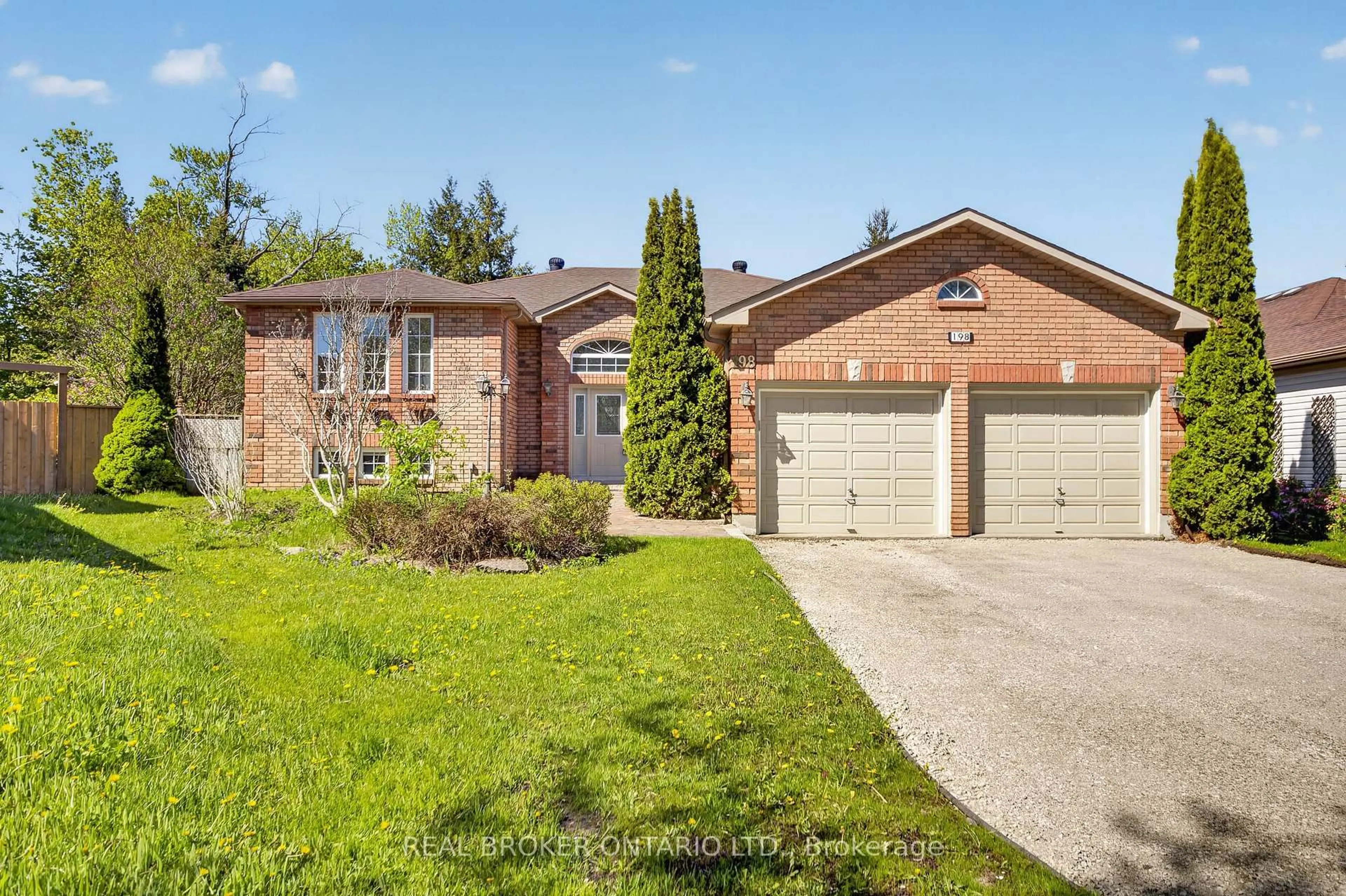 Home with brick exterior material, street for 198 Columbia Rd, Barrie Ontario L4N 8C9