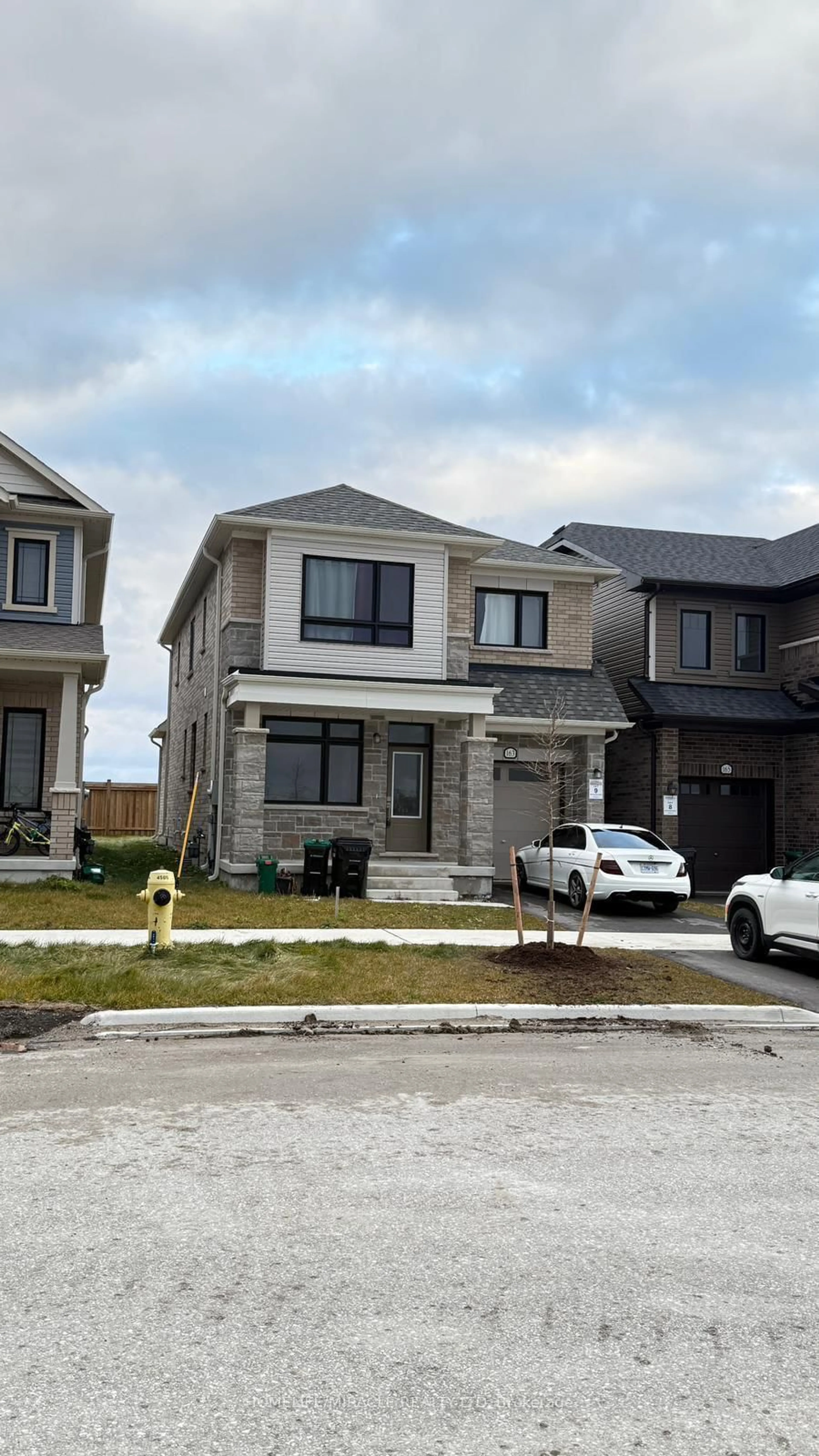 Home with brick exterior material, street for 163 Fenchurch Manr, Barrie Ontario L9J 0W9
