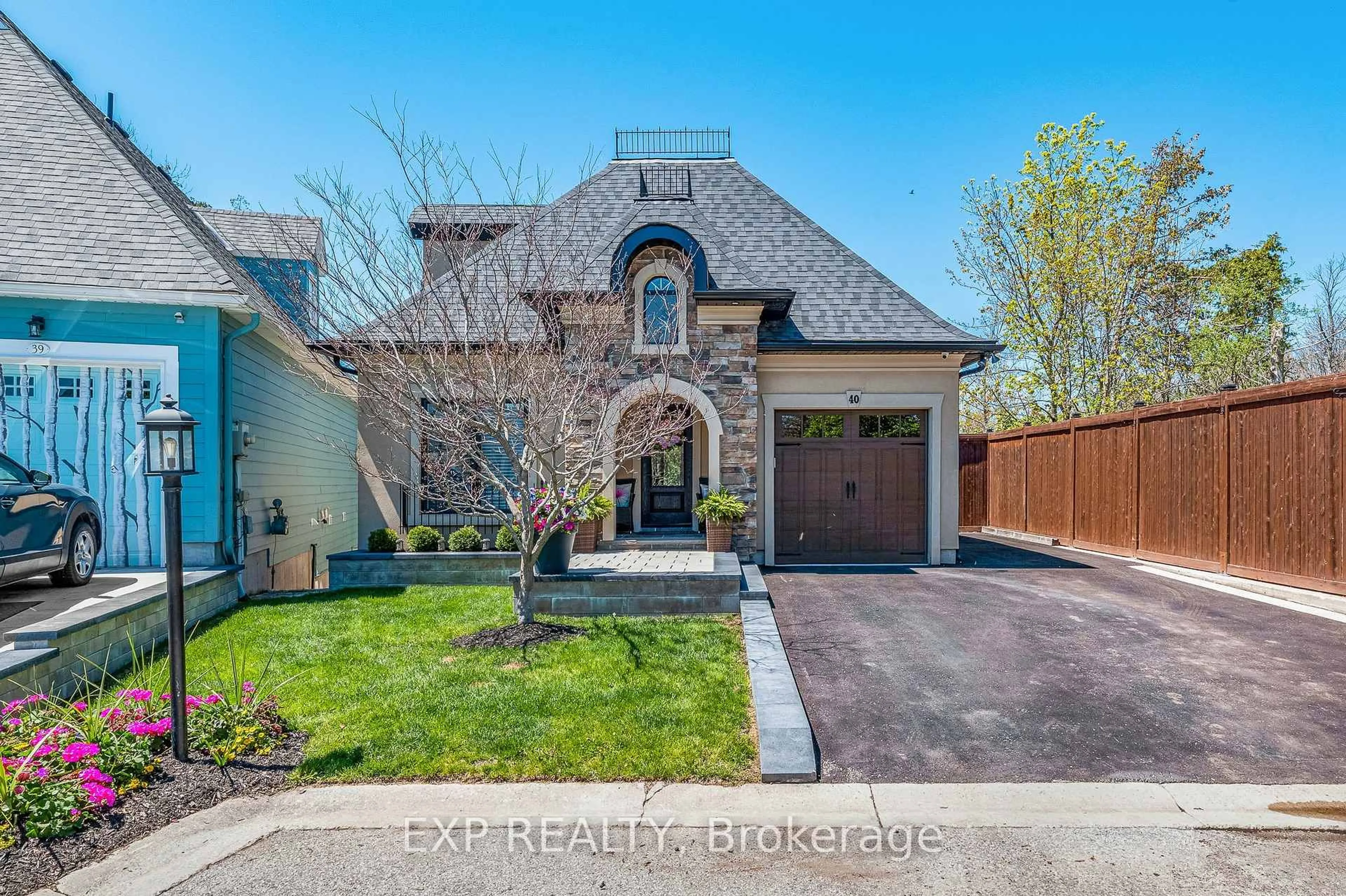 Home with brick exterior material, street for 5 Invermara Crt #40, Orillia Ontario L3V 8B4