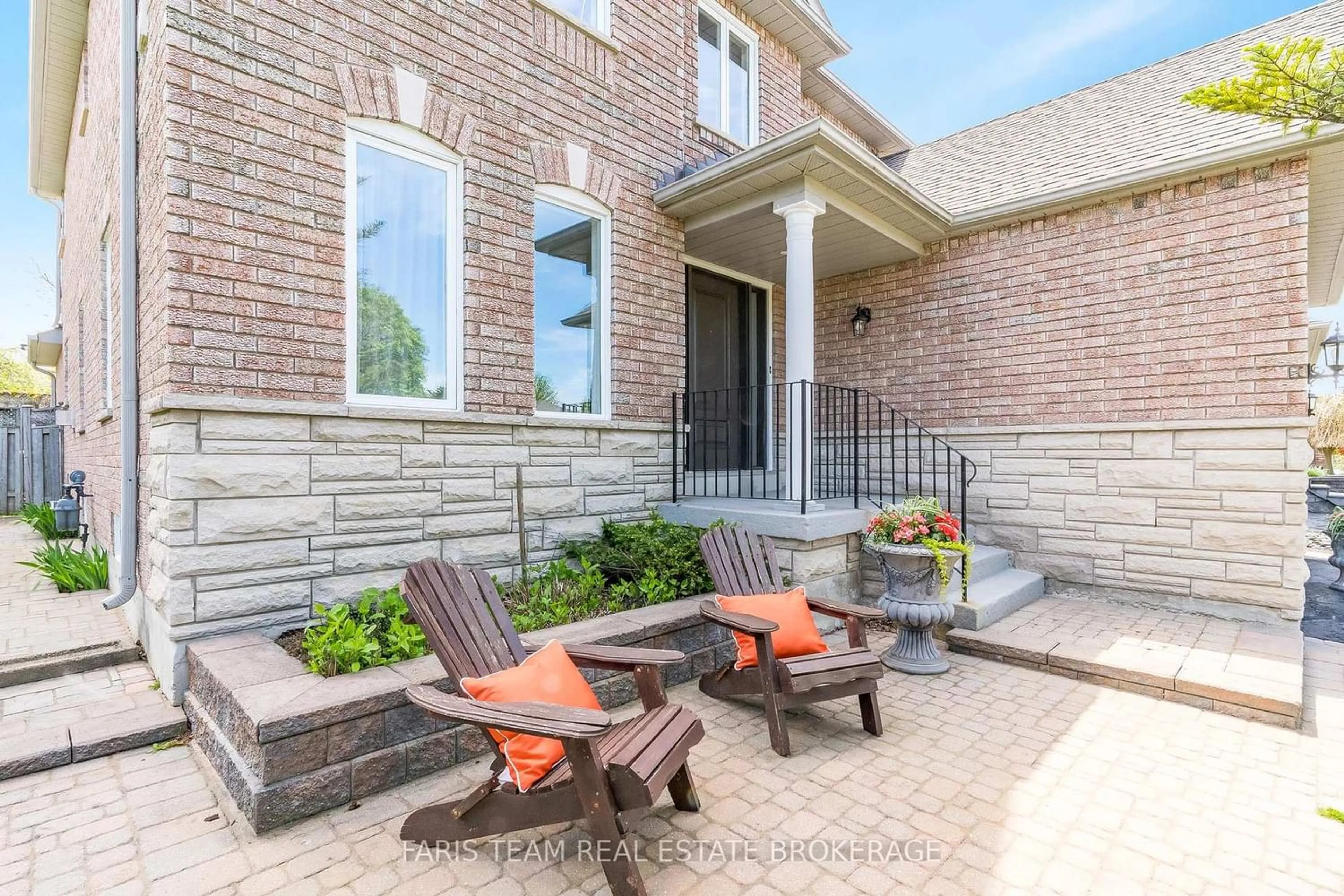 Home with brick exterior material, street for 23 Bluewater Tr, Barrie Ontario L4N 0G8