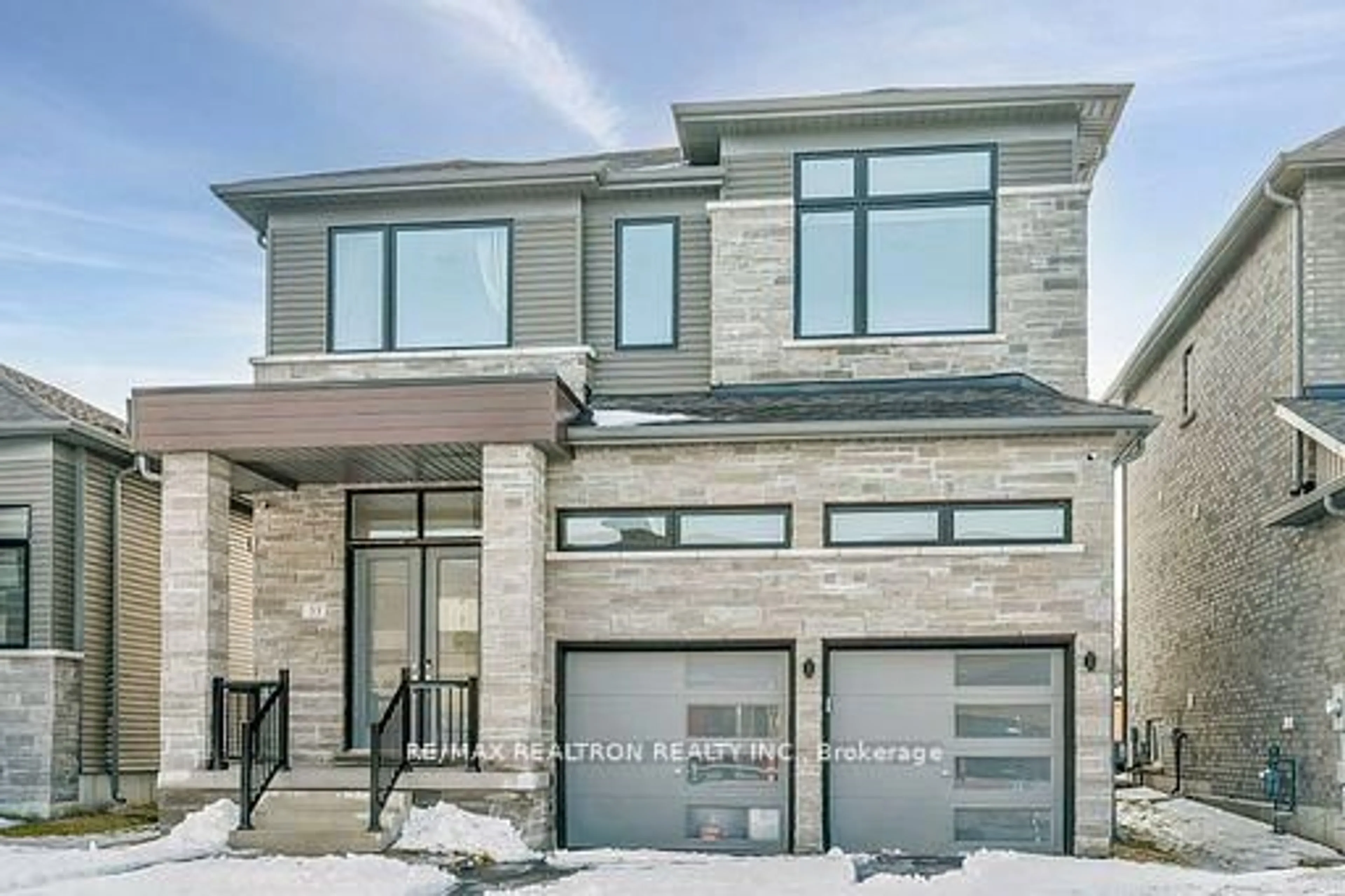 Home with brick exterior material, street for 33 Simona Ave, Wasaga Beach Ontario L9Z 0L5
