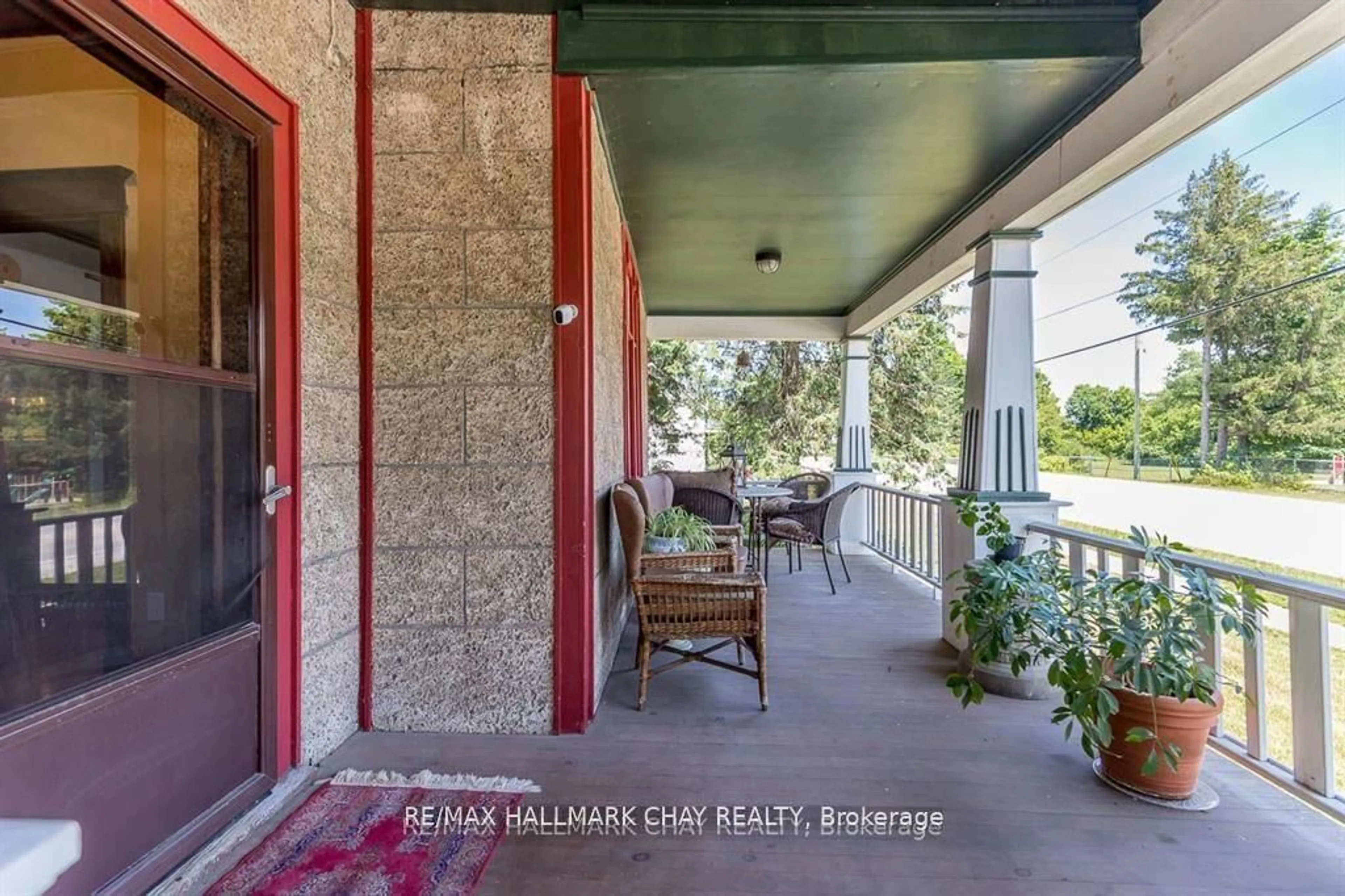 Patio, building for 4514 Penetanguishene Rd, Springwater Ontario L0L 1V0