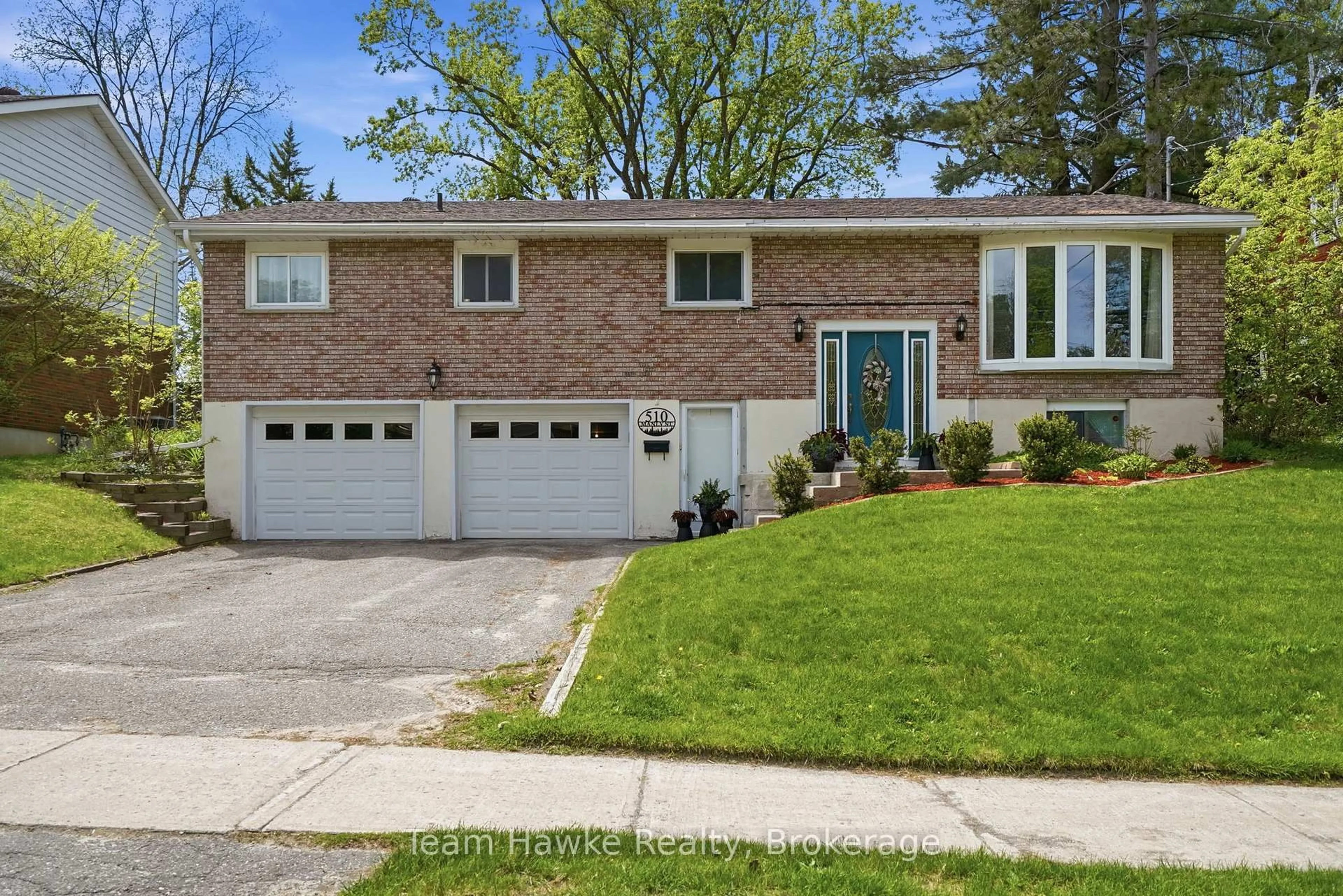 Home with brick exterior material, street for 510 Manly St, Midland Ontario L4R 3E9