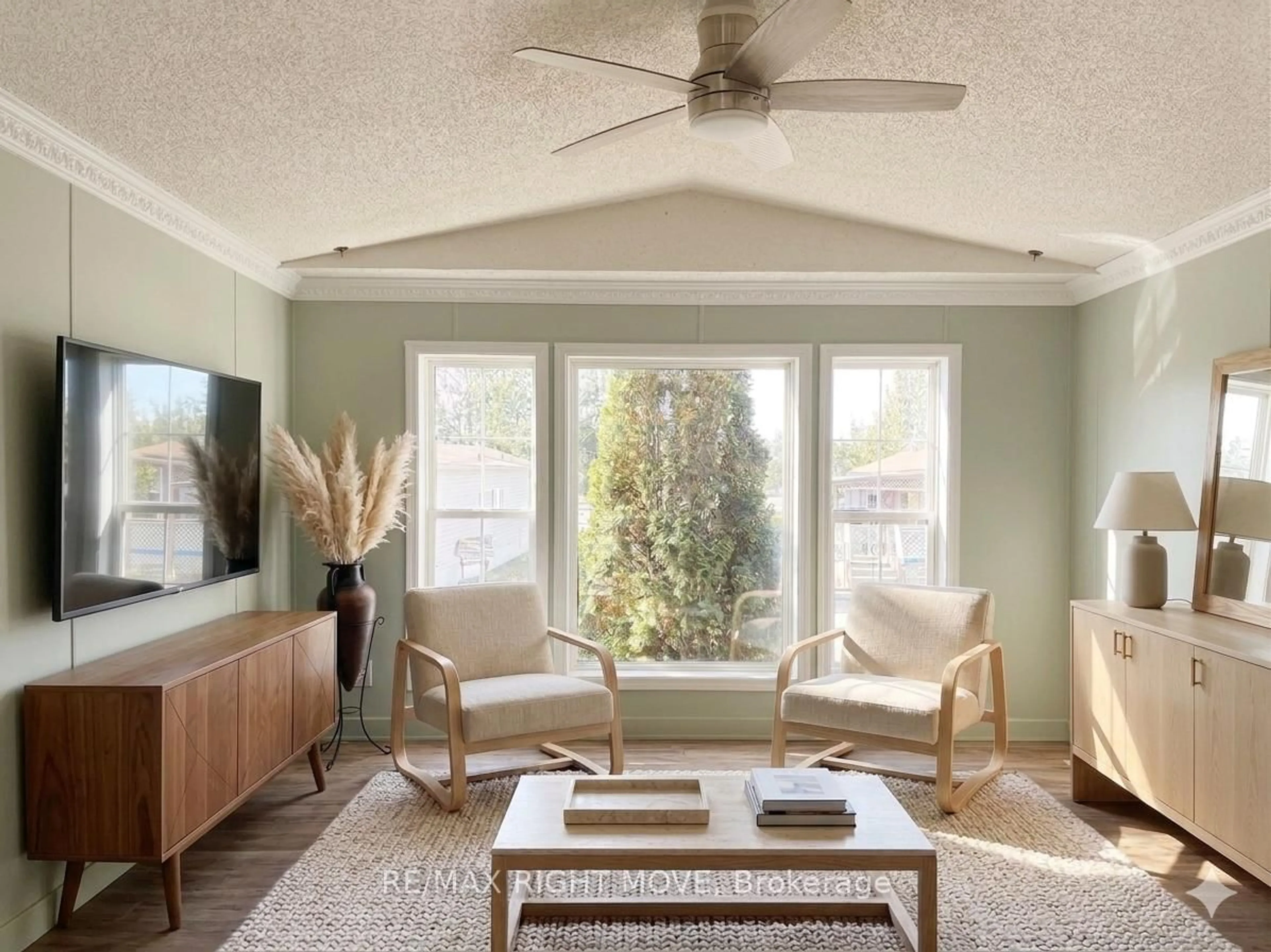 Living room with furniture, unknown for 1304 Madison St, Severn Ontario L3V 0V1