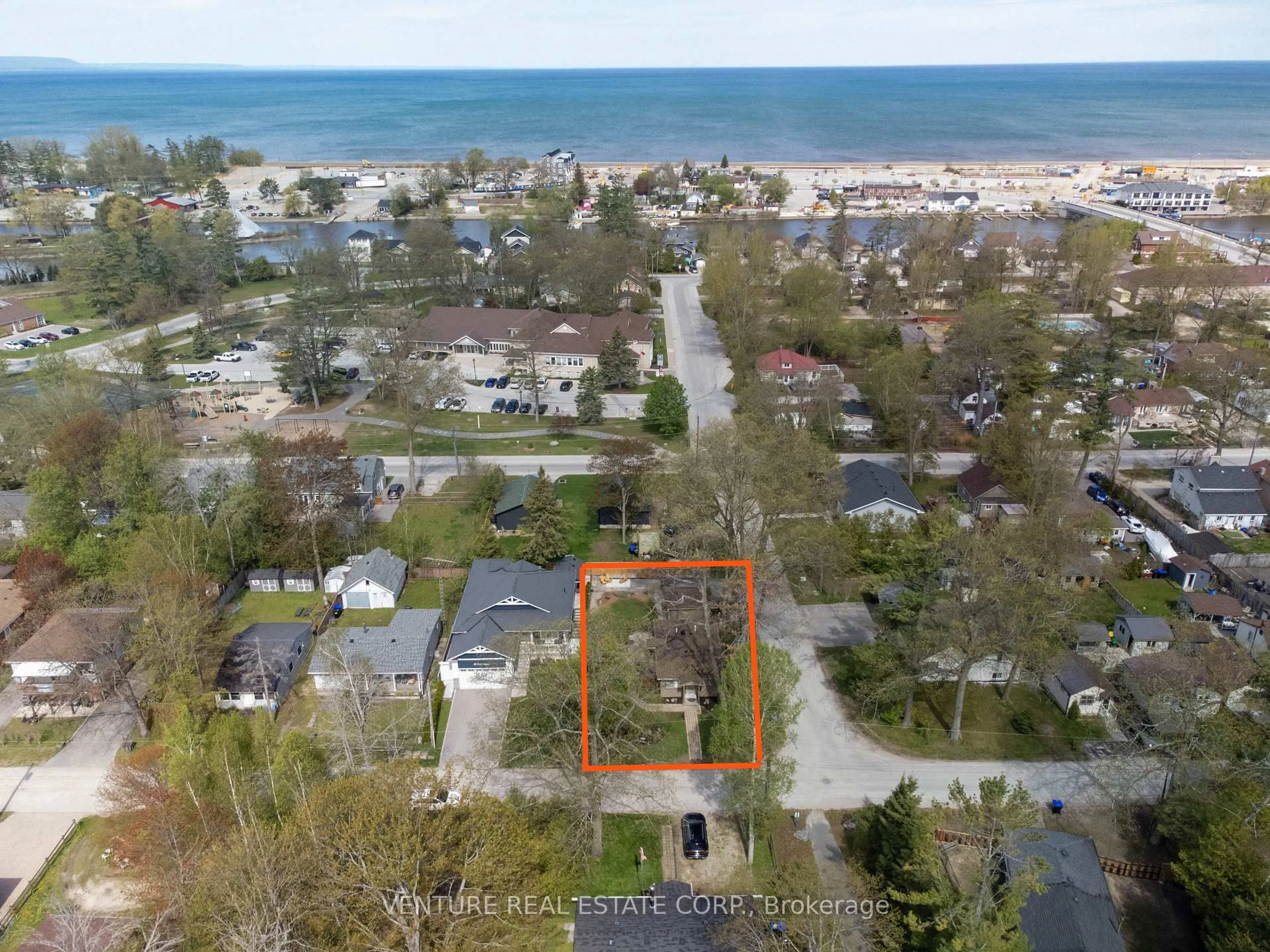 A pic from outside/outdoor area/front of a property/back of a property/a pic from drone, water/lake/river/ocean view for 50 Forest Ave, Wasaga Beach Ontario L9Z 2K4