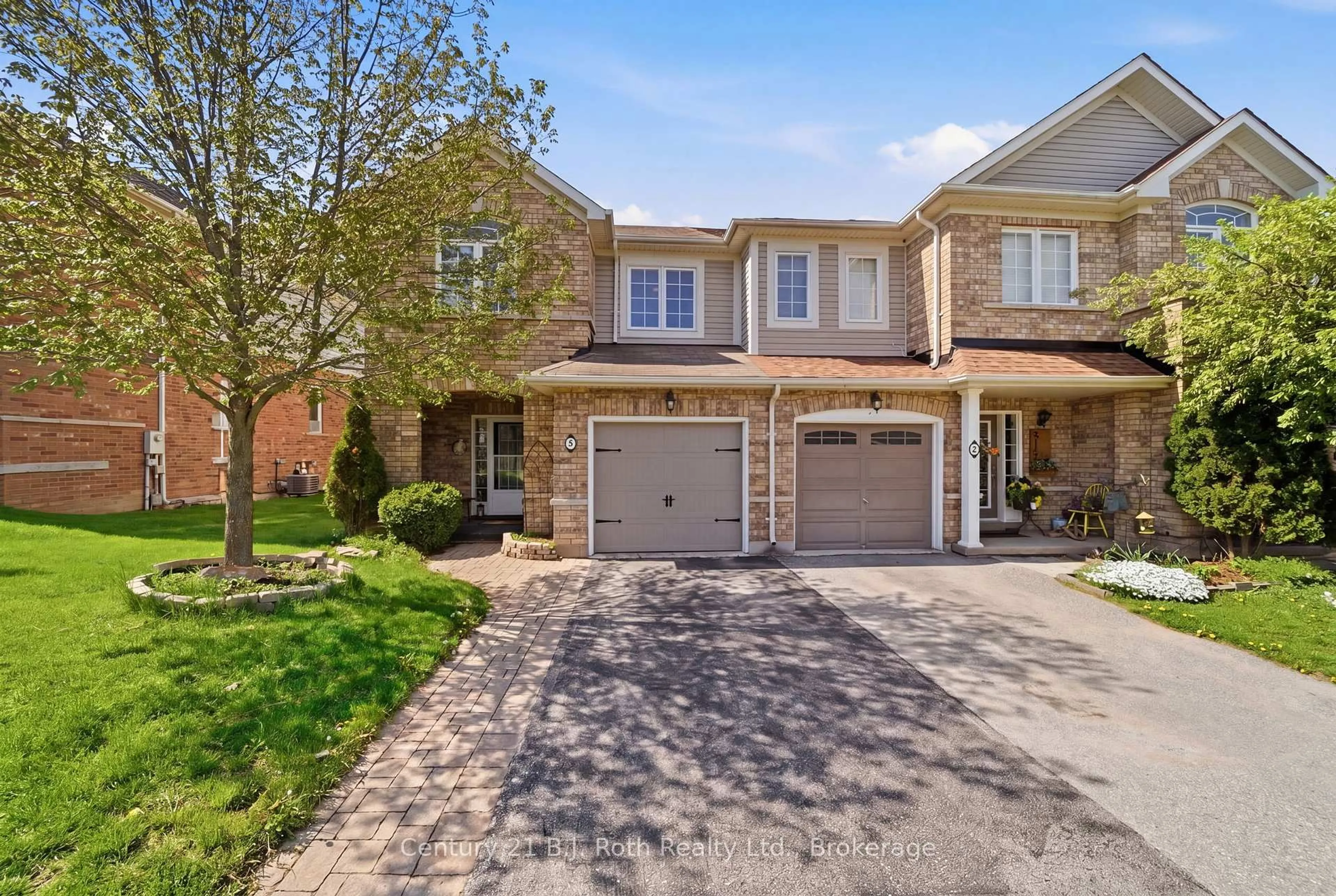 Home with brick exterior material, street for 478 Regent St #5, Orillia Ontario L3V 4E3