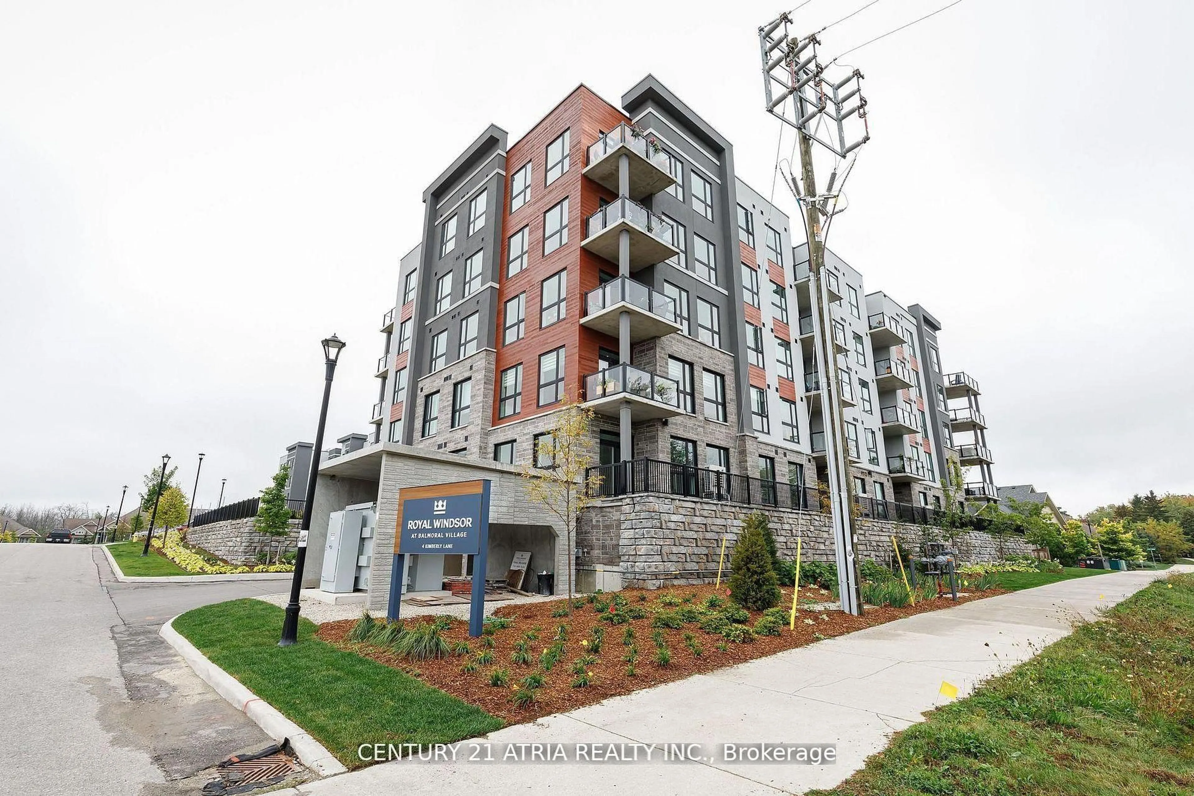 Unknown for 4 Kimberly Lane #124, Collingwood Ontario L9Y 5T6