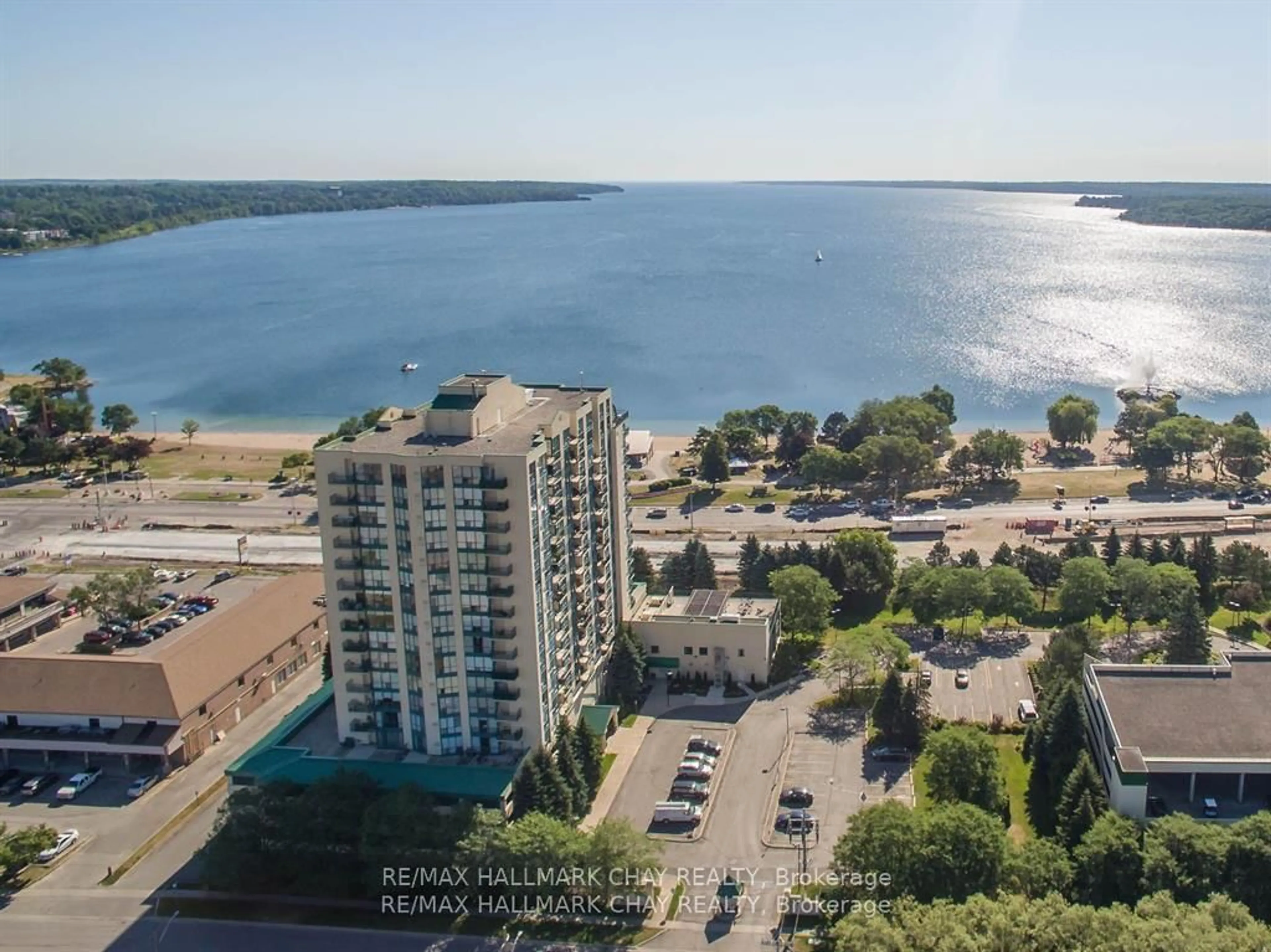 A pic from outside/outdoor area/front of a property/back of a property/a pic from drone, water/lake/river/ocean view for 65 Ellen St #610, Barrie Ontario L4N 3A5