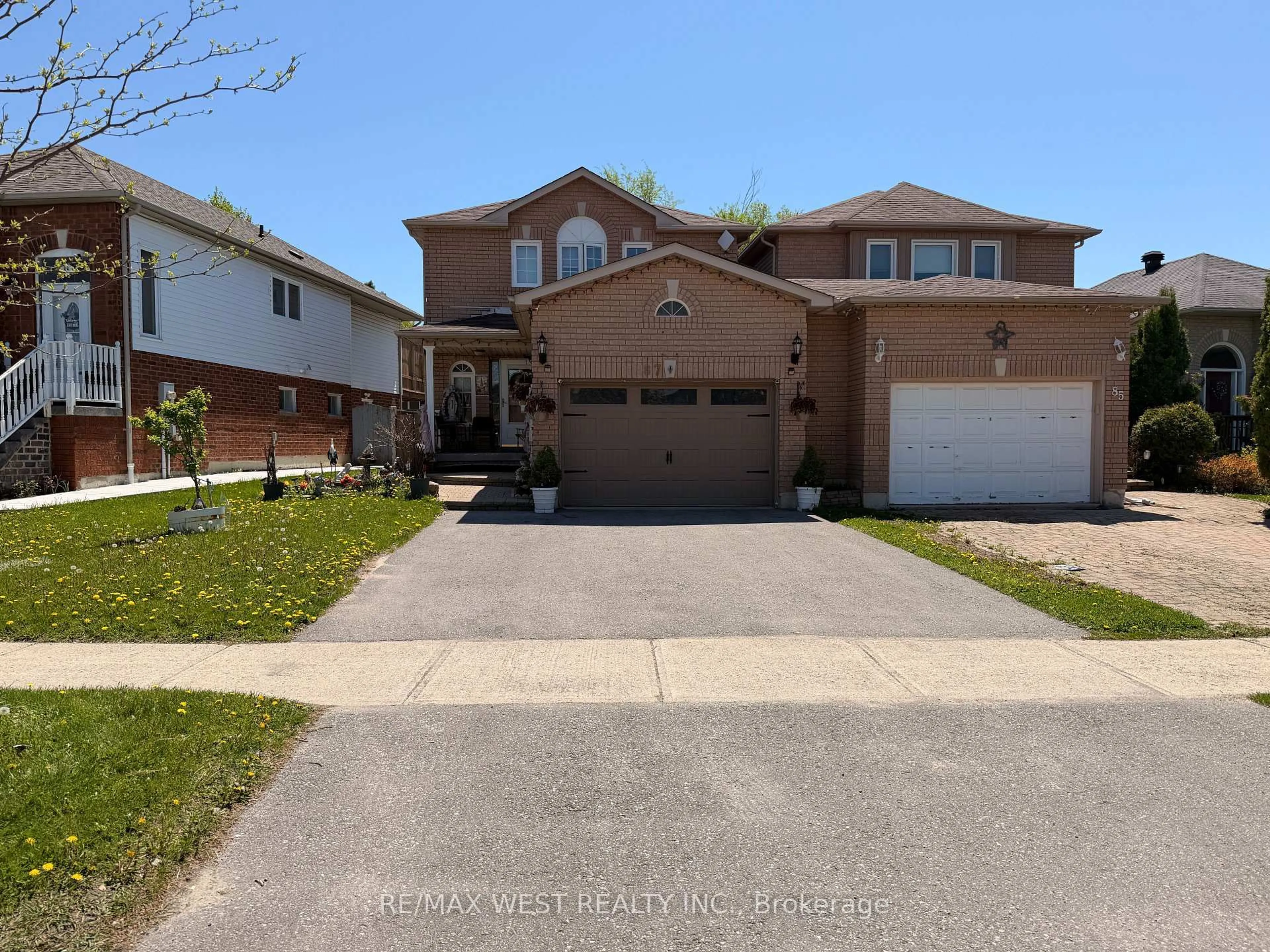 Unknown for 87 Athabaska Rd, Barrie Ontario L4N 8E9