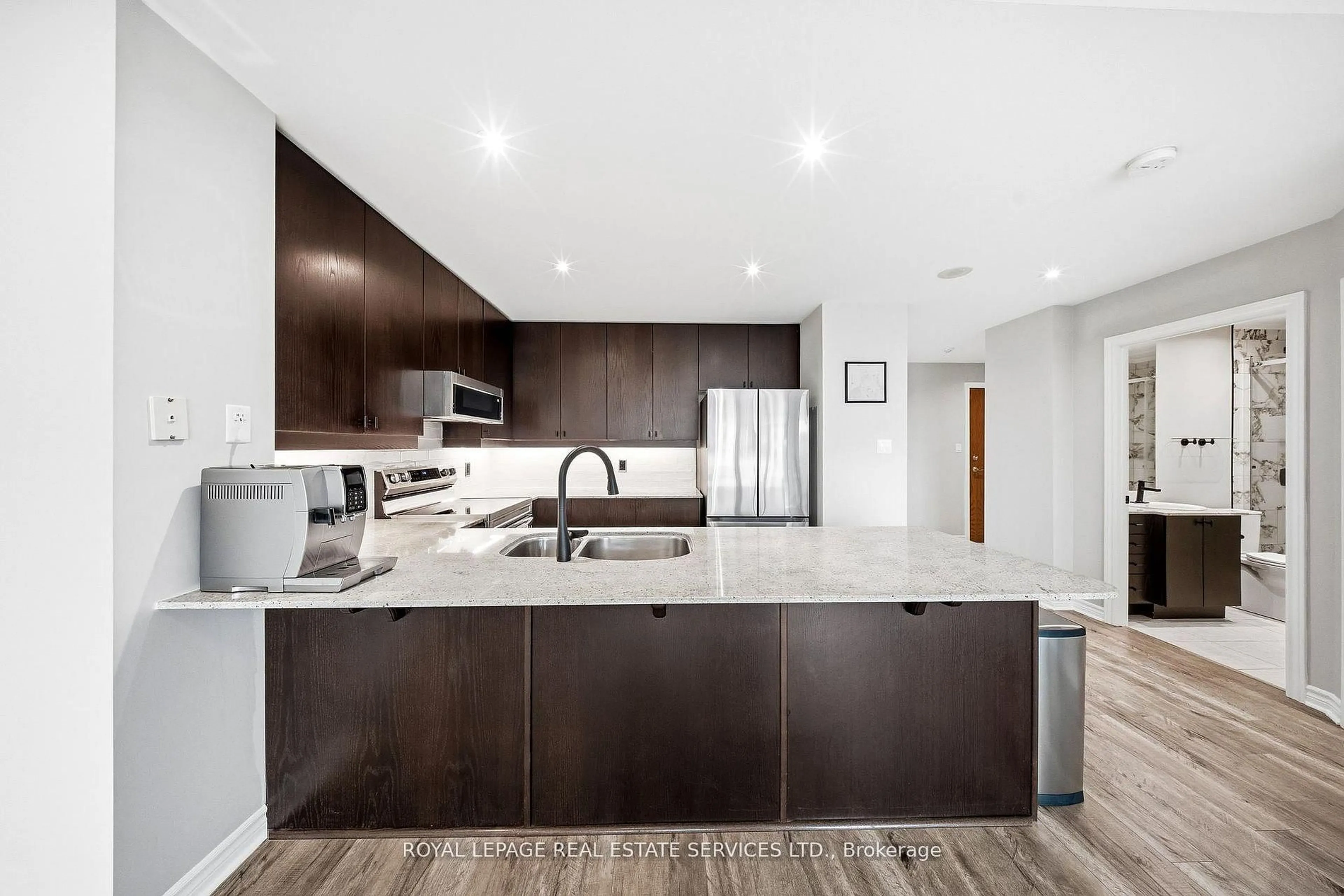 Open concept kitchen, unknown for 33 Ellen St #1509, Barrie Ontario L4N 6E9
