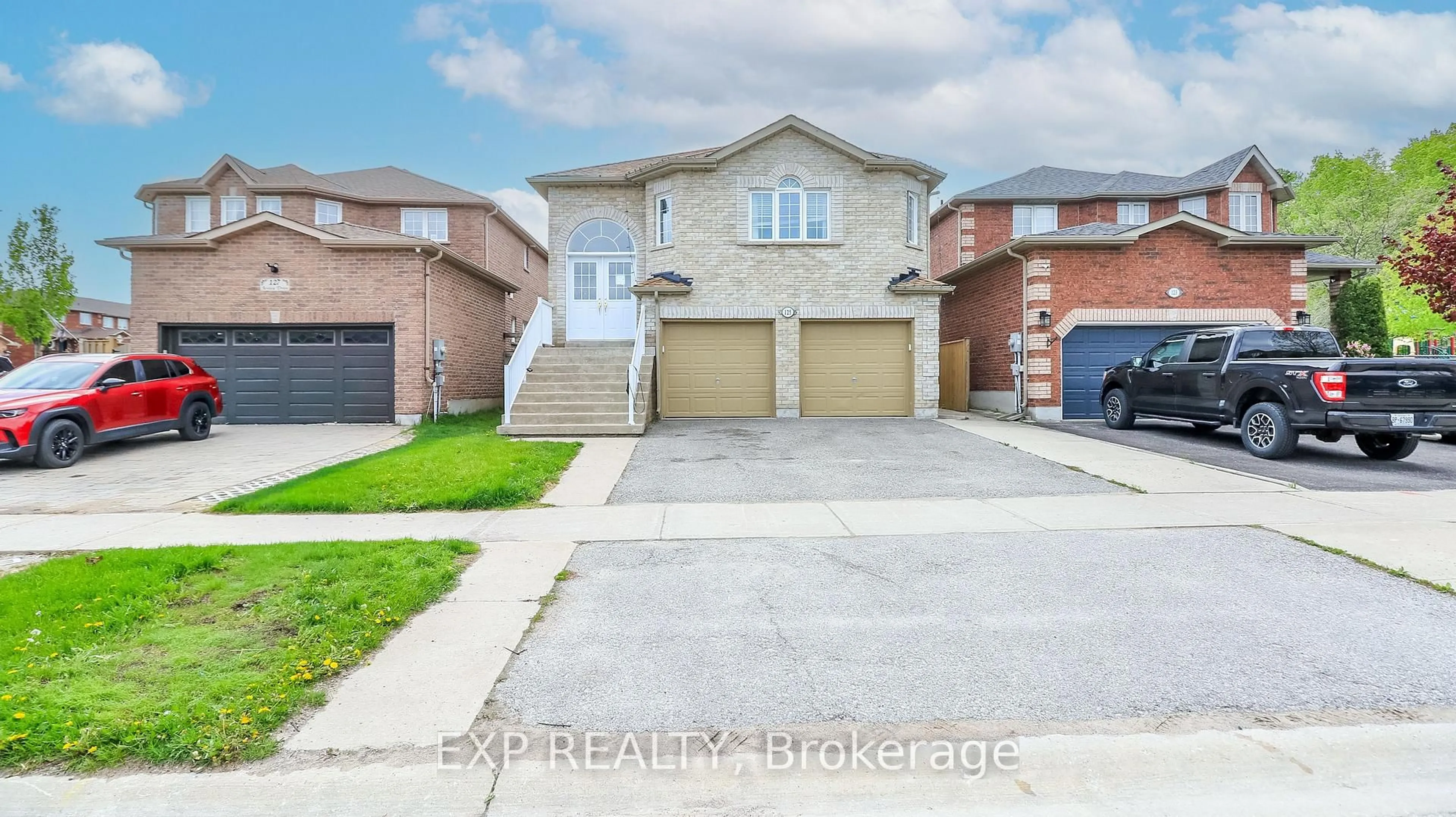 Home with brick exterior material, street for 125 Jessica Dr, Barrie Ontario L4N 5Z5